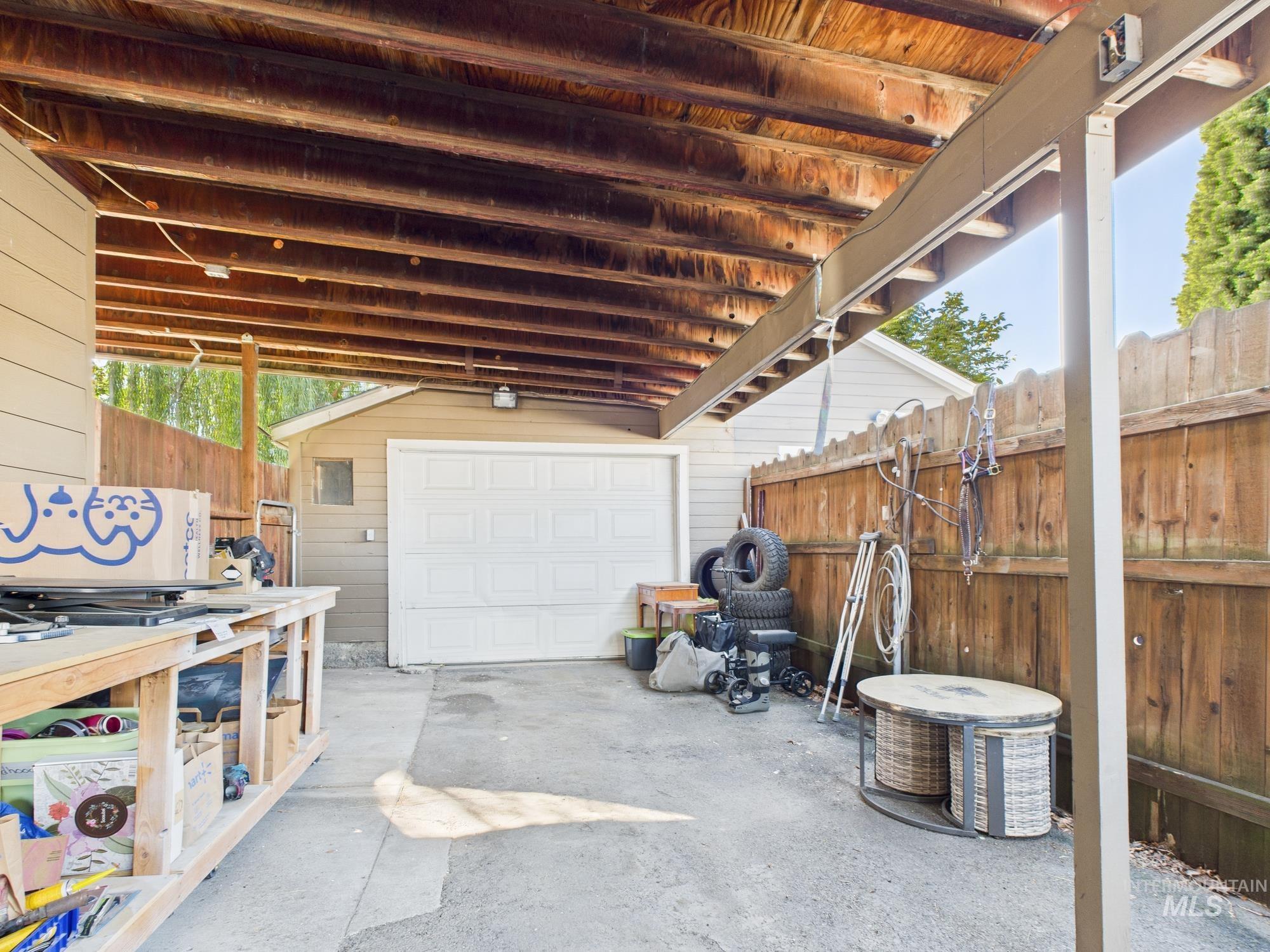 1220 Burrell Ave., Lewiston, Idaho 83501, 2 Bedrooms, 1 Bathroom, Residential For Sale, Price $280,000,MLS 98964044