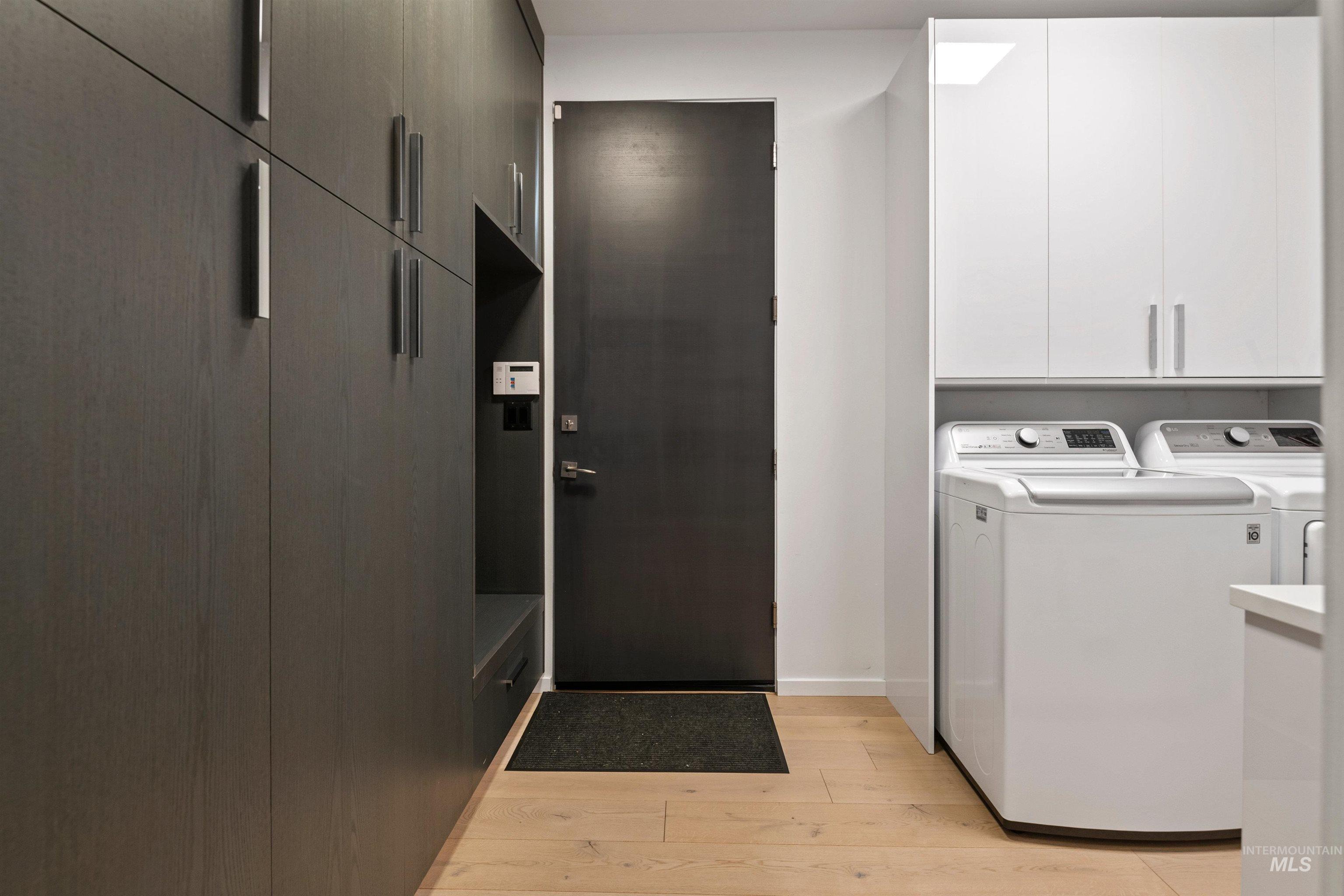 1436 W Windbreaker Lane, Eagle, Idaho 83616-4883, 4 Bedrooms, 4 Bathrooms, Residential For Sale, Price $2,825,000,MLS 98964049