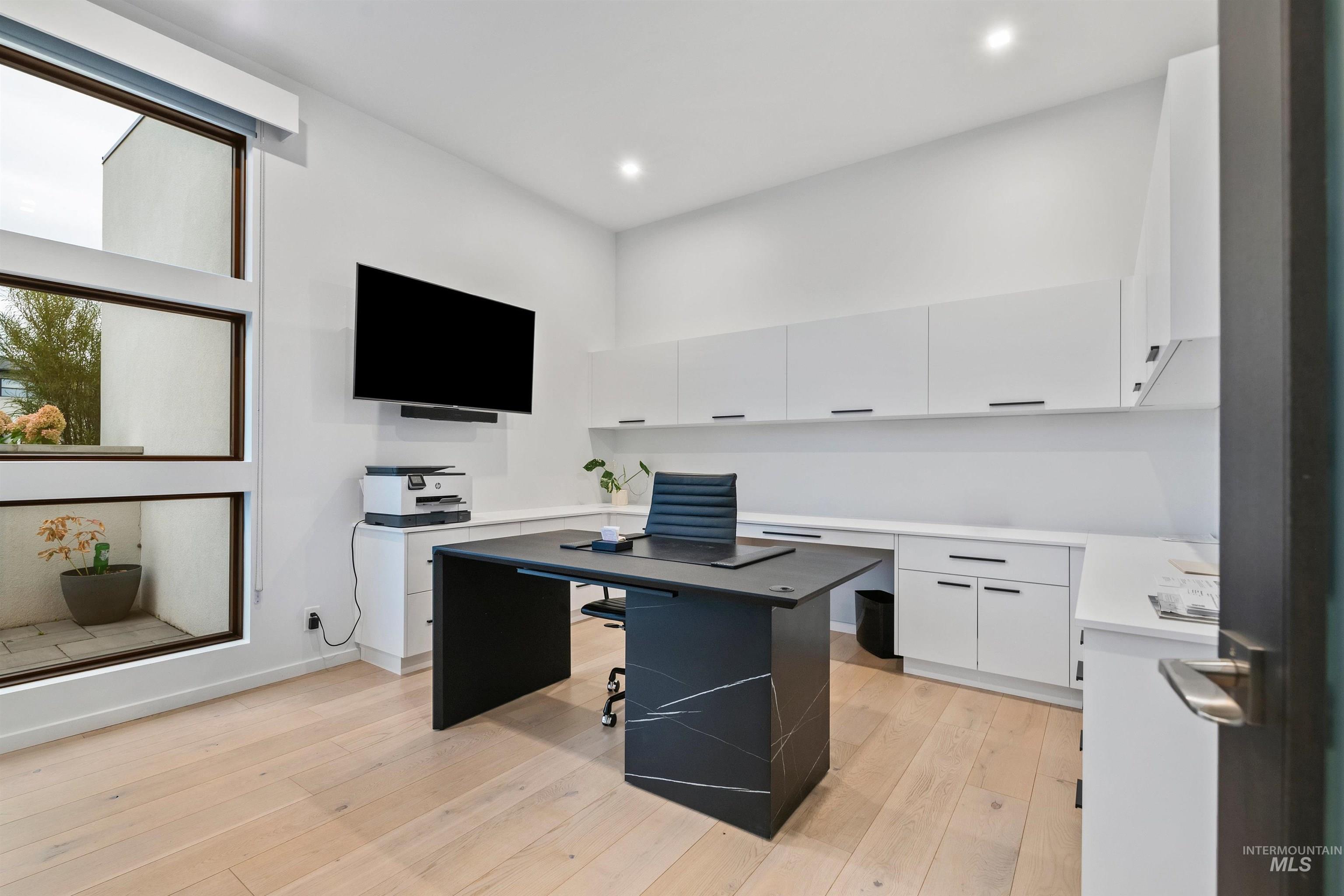 1436 W Windbreaker Lane, Eagle, Idaho 83616-4883, 4 Bedrooms, 4 Bathrooms, Residential For Sale, Price $2,825,000,MLS 98964049