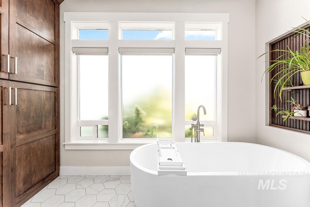 7063 S Pear Blossom Way, Meridian, Idaho 83642, 5 Bedrooms, 3.5 Bathrooms, Residential For Sale, Price $1,698,000,MLS 98964051