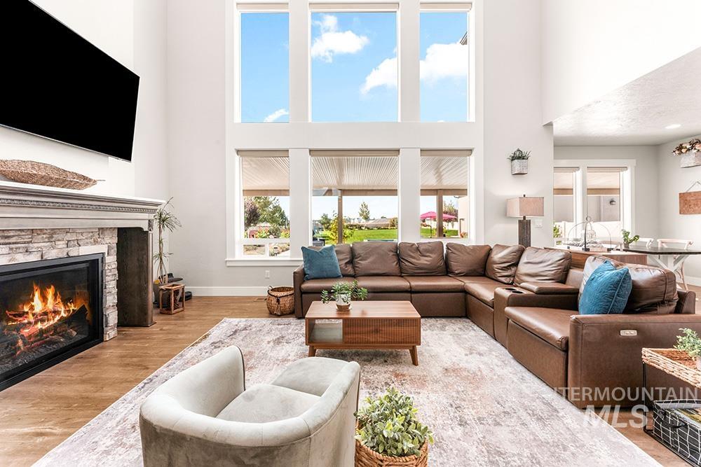 7063 S Pear Blossom Way, Meridian, Idaho 83642, 5 Bedrooms, 3.5 Bathrooms, Residential For Sale, Price $1,698,000,MLS 98964051