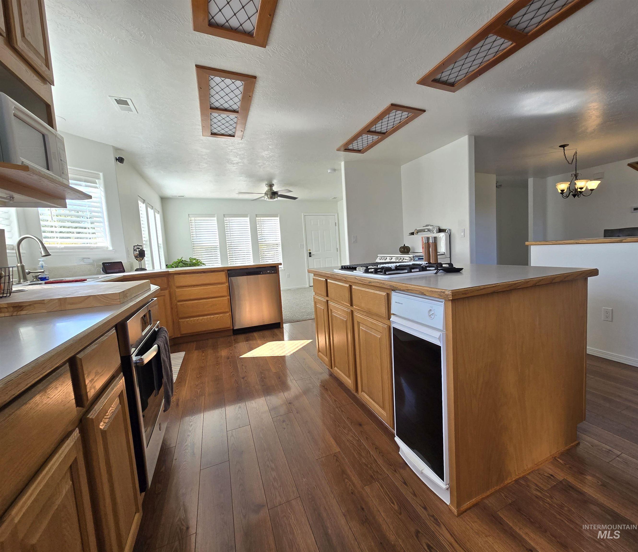 2909 Highway 95, Cambridge, Idaho 83610, 4 Bedrooms, 3 Bathrooms, Residential For Sale, Price $675,000,MLS 98964064