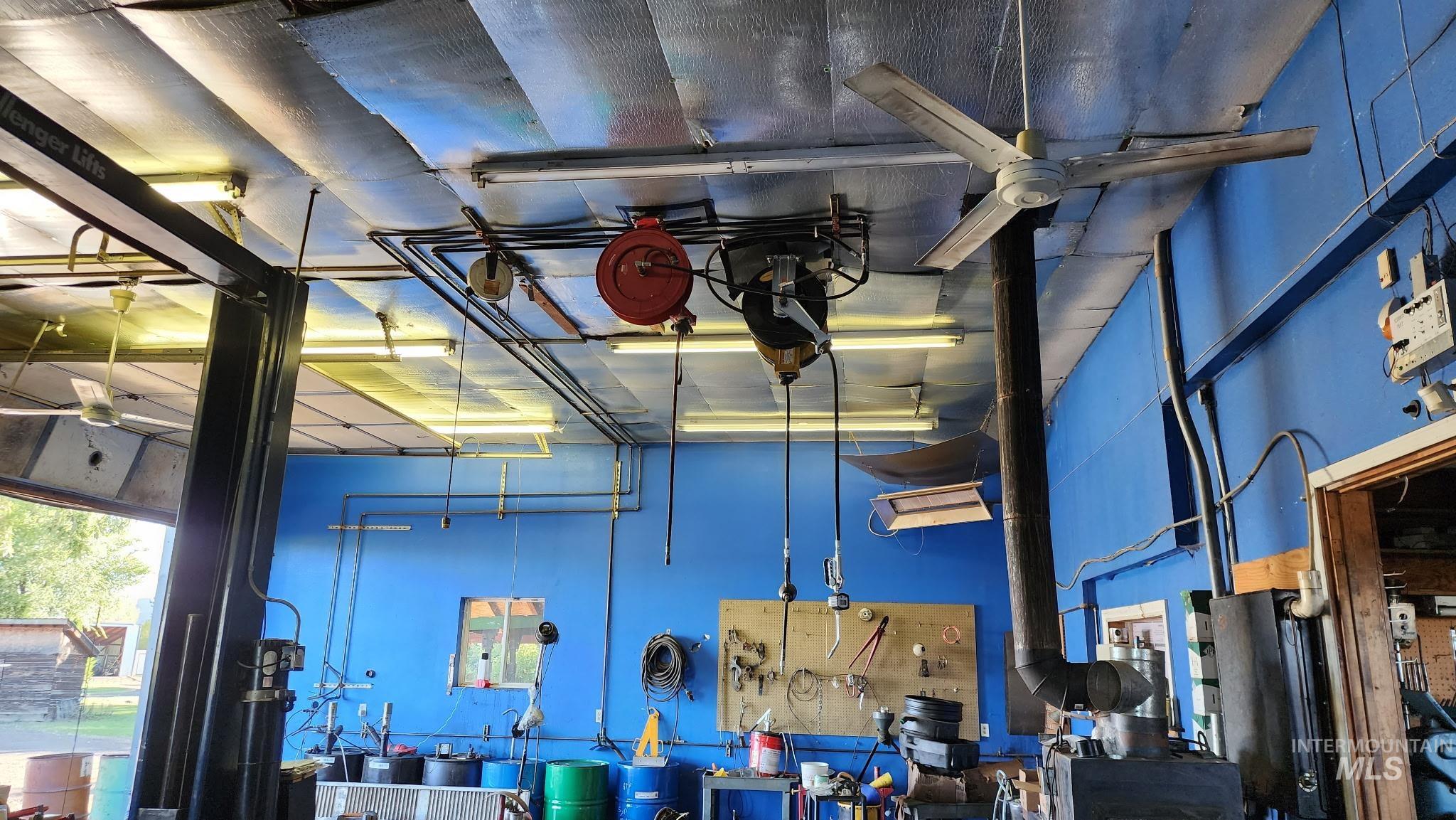 2909 Highway 95, Cambridge, Idaho 83610, 4 Bedrooms, 3 Bathrooms, Residential For Sale, Price $675,000,MLS 98964064