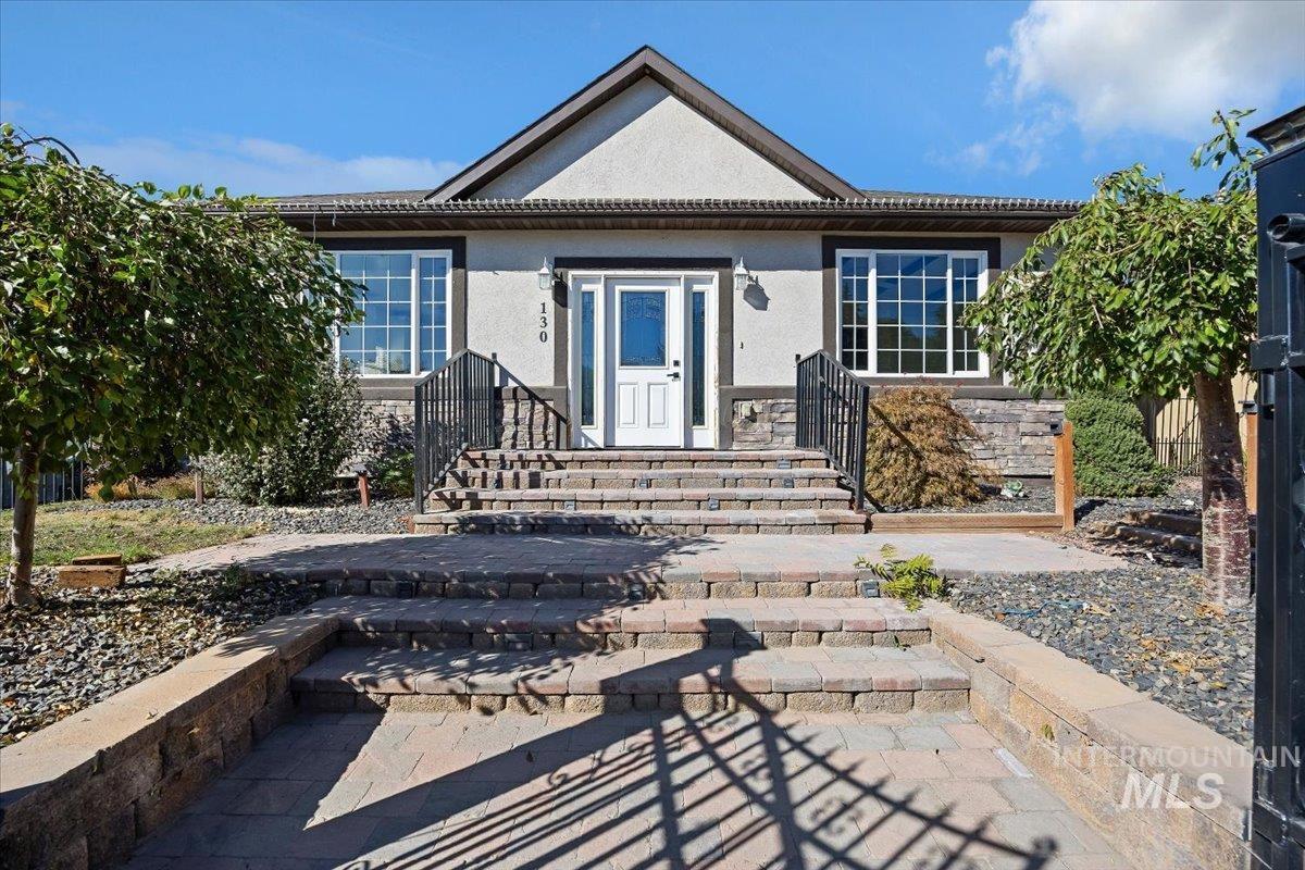 130 E Ave B, Jerome, Idaho 83338, 3 Bedrooms, 2 Bathrooms, Residential For Sale, Price $379,000, 98964069