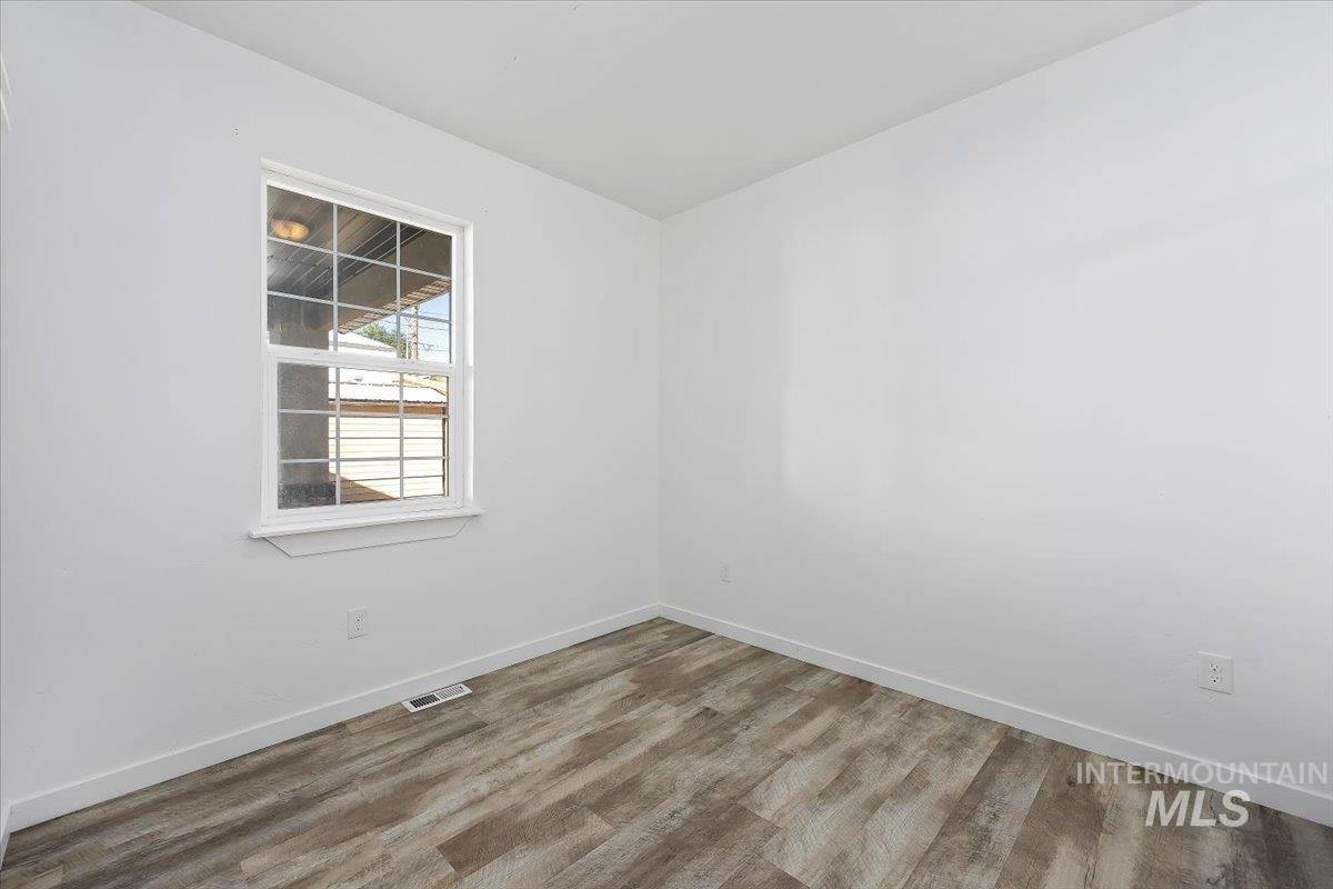 130 E Ave B, Jerome, Idaho 83338, 3 Bedrooms, 2 Bathrooms, Residential For Sale, Price $379,000, 98964069