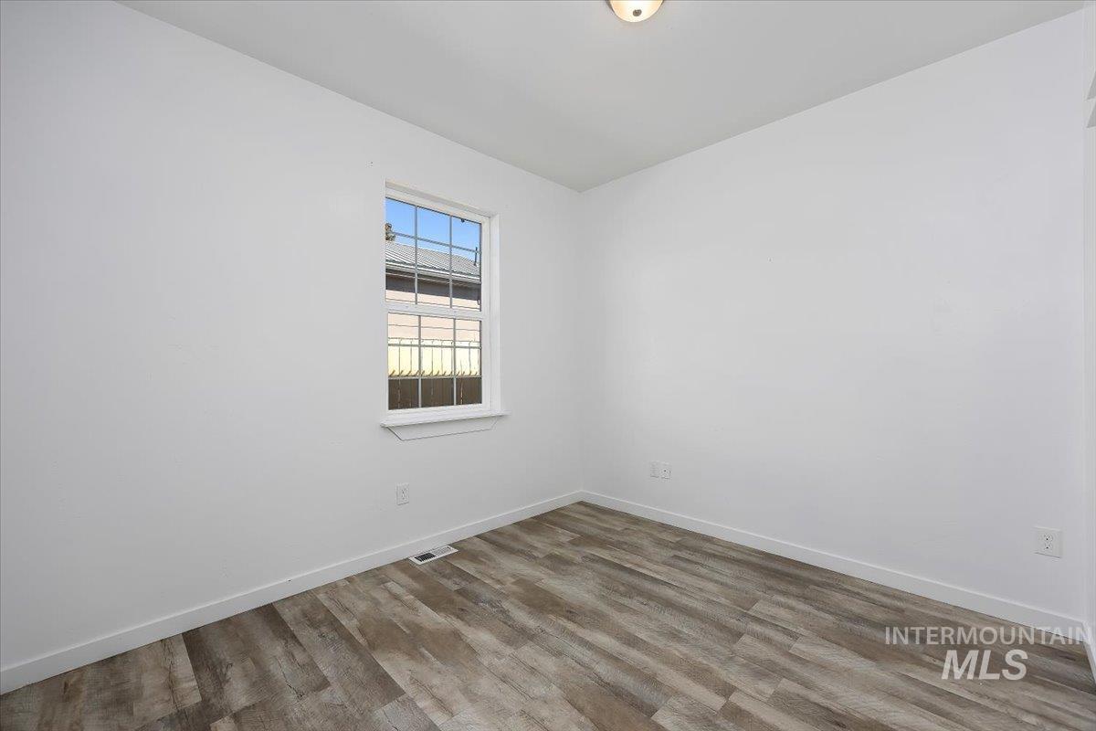 130 E Ave B, Jerome, Idaho 83338, 3 Bedrooms, 2 Bathrooms, Residential For Sale, Price $379,000, 98964069