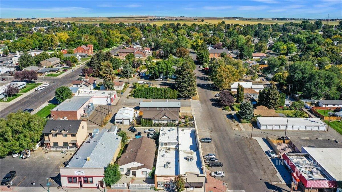 130 E Ave B, Jerome, Idaho 83338, 3 Bedrooms, 2 Bathrooms, Residential For Sale, Price $379,000, 98964069