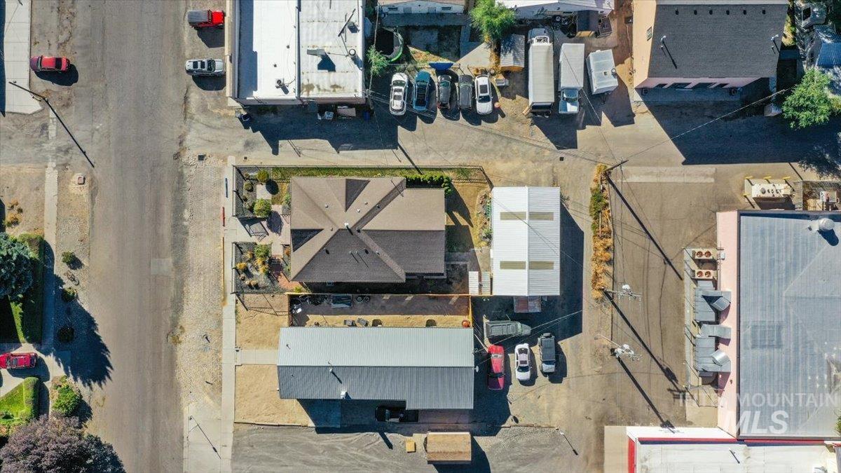 130 E Ave B, Jerome, Idaho 83338, 3 Bedrooms, 2 Bathrooms, Residential For Sale, Price $379,000, 98964069