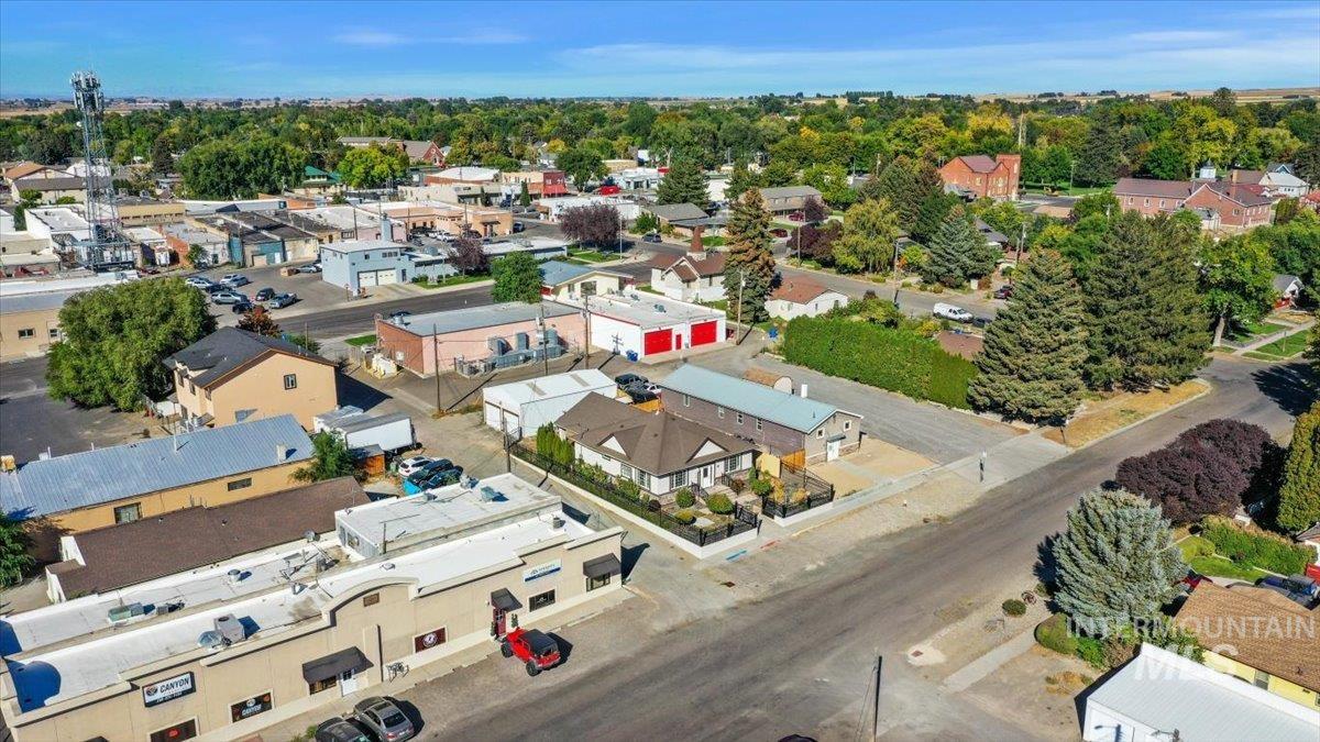 130 E Ave B, Jerome, Idaho 83338, 3 Bedrooms, 2 Bathrooms, Residential For Sale, Price $379,000, 98964069