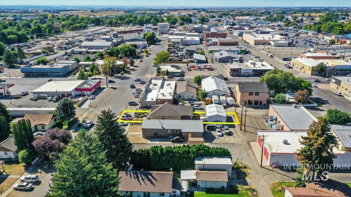 130 E Ave B, Jerome, Idaho 83338, 3 Bedrooms, 2 Bathrooms, Residential For Sale, Price $379,000, 98964069