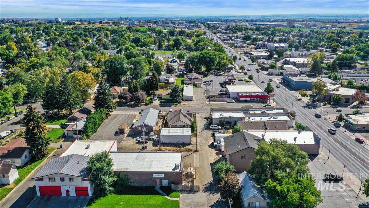 130 E Ave B, Jerome, Idaho 83338, 3 Bedrooms, 2 Bathrooms, Residential For Sale, Price $379,000, 98964069