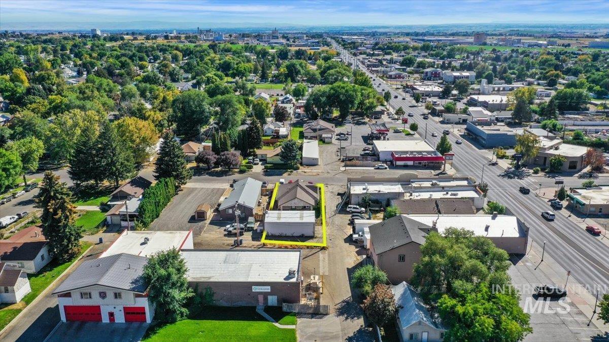 130 E Ave B, Jerome, Idaho 83338, 3 Bedrooms, 2 Bathrooms, Residential For Sale, Price $379,000, 98964069