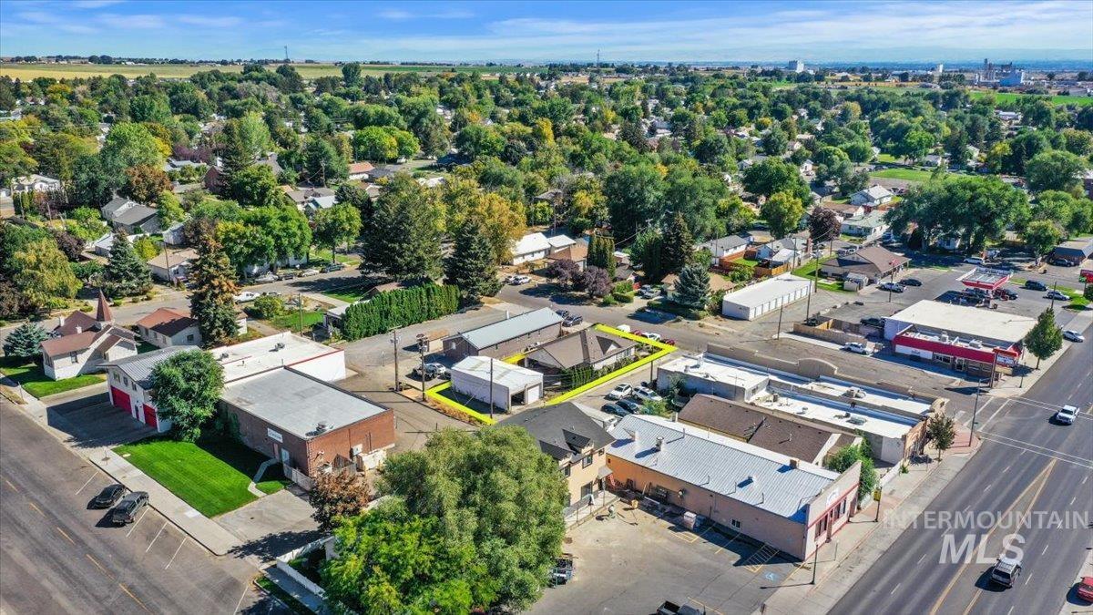 130 E Ave B, Jerome, Idaho 83338, 3 Bedrooms, 2 Bathrooms, Residential For Sale, Price $379,000, 98964069