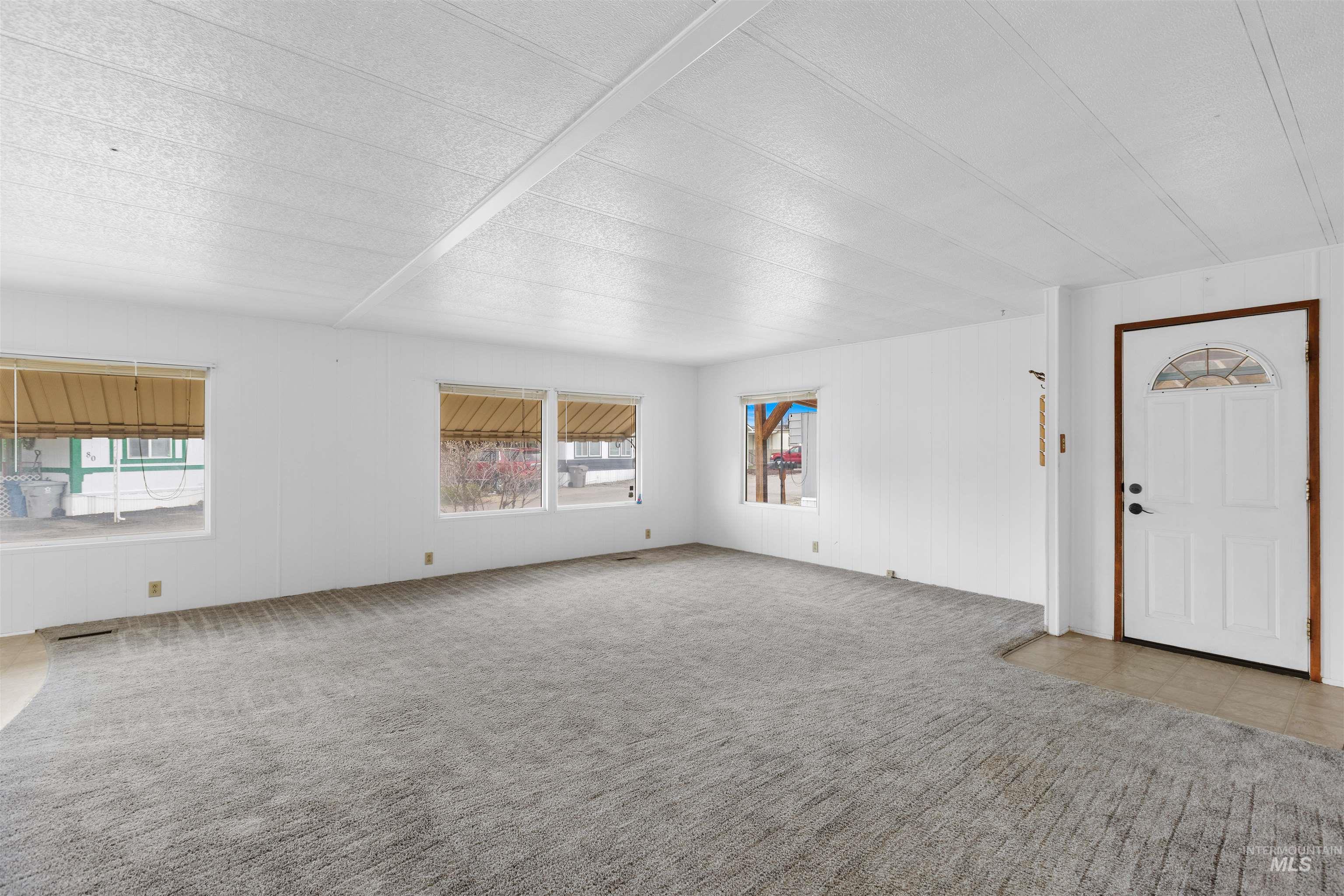 2205 E Linden St, Caldwell, Idaho 83605-5982, 3 Bedrooms, 2 Bathrooms, Residential For Sale, Price $110,000,MLS 98964073