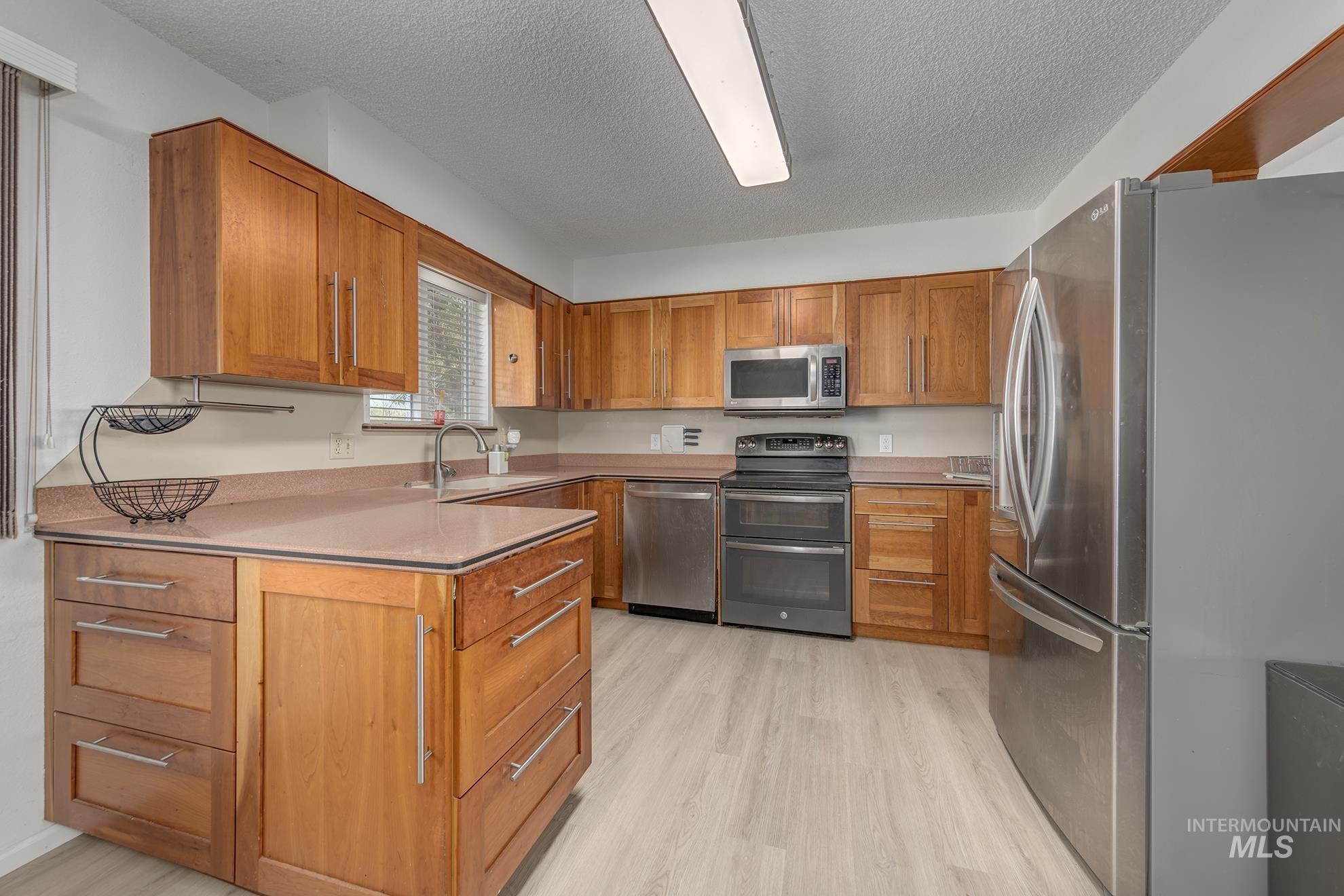 710 N 5th St., Nyssa, Oregon 97913, 3 Bedrooms, 2 Bathrooms, Residential For Sale, Price $330,000,MLS 98964081