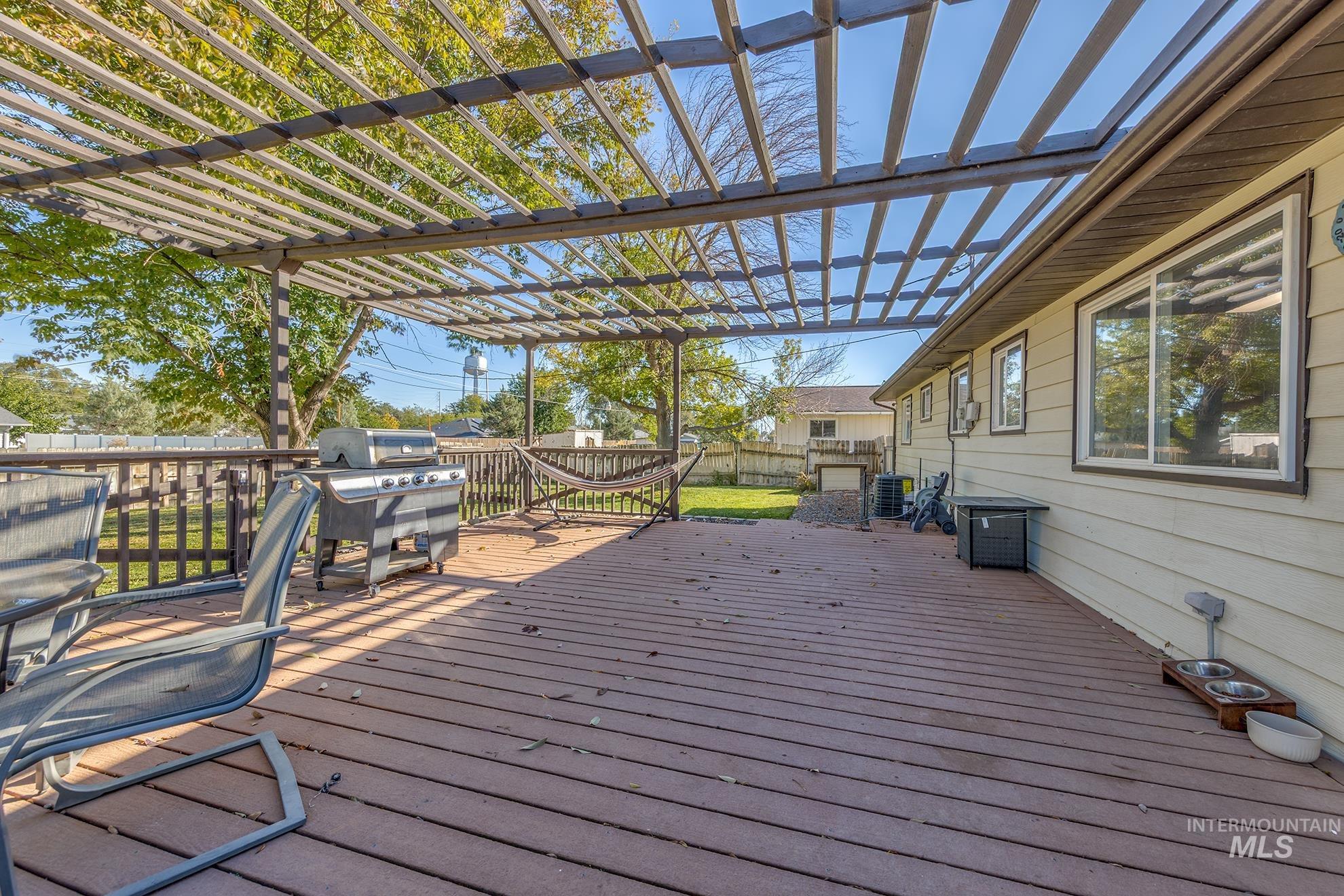 710 N 5th St., Nyssa, Oregon 97913, 3 Bedrooms, 2 Bathrooms, Residential For Sale, Price $330,000,MLS 98964081