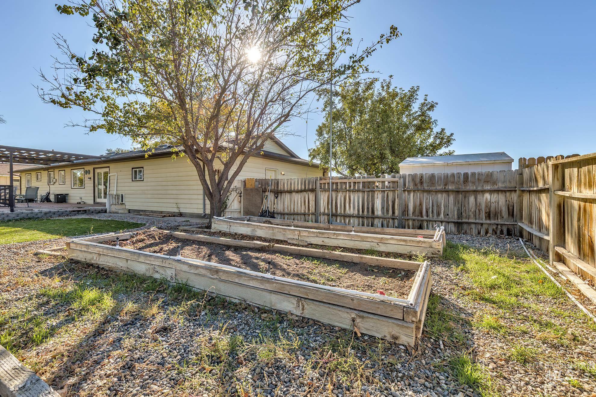 710 N 5th St., Nyssa, Oregon 97913, 3 Bedrooms, 2 Bathrooms, Residential For Sale, Price $330,000,MLS 98964081