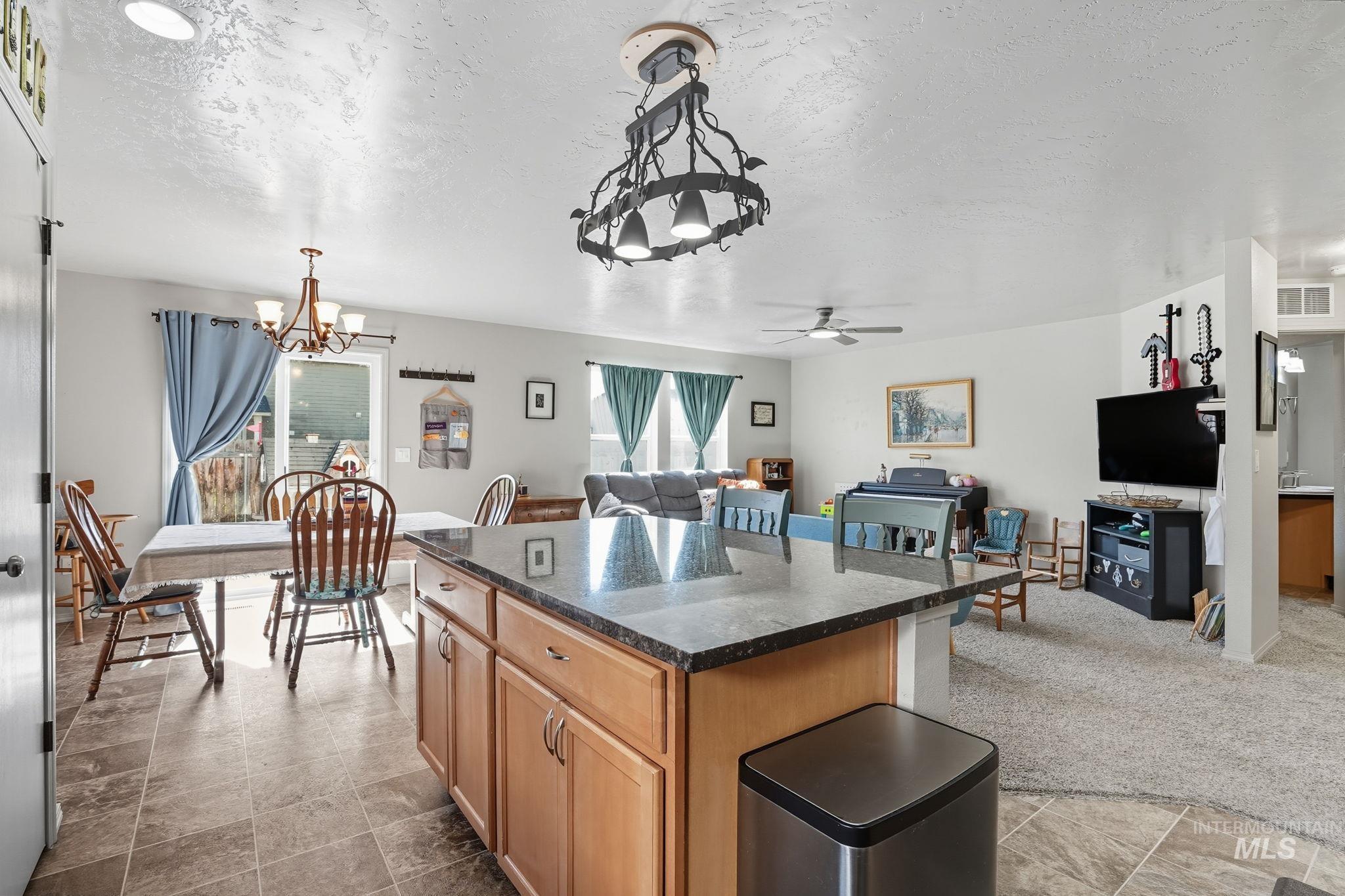 9935 W Littlewood St, Boise, Idaho 83709, 3 Bedrooms, 2 Bathrooms, Residential For Sale, Price $435,000,MLS 98964096