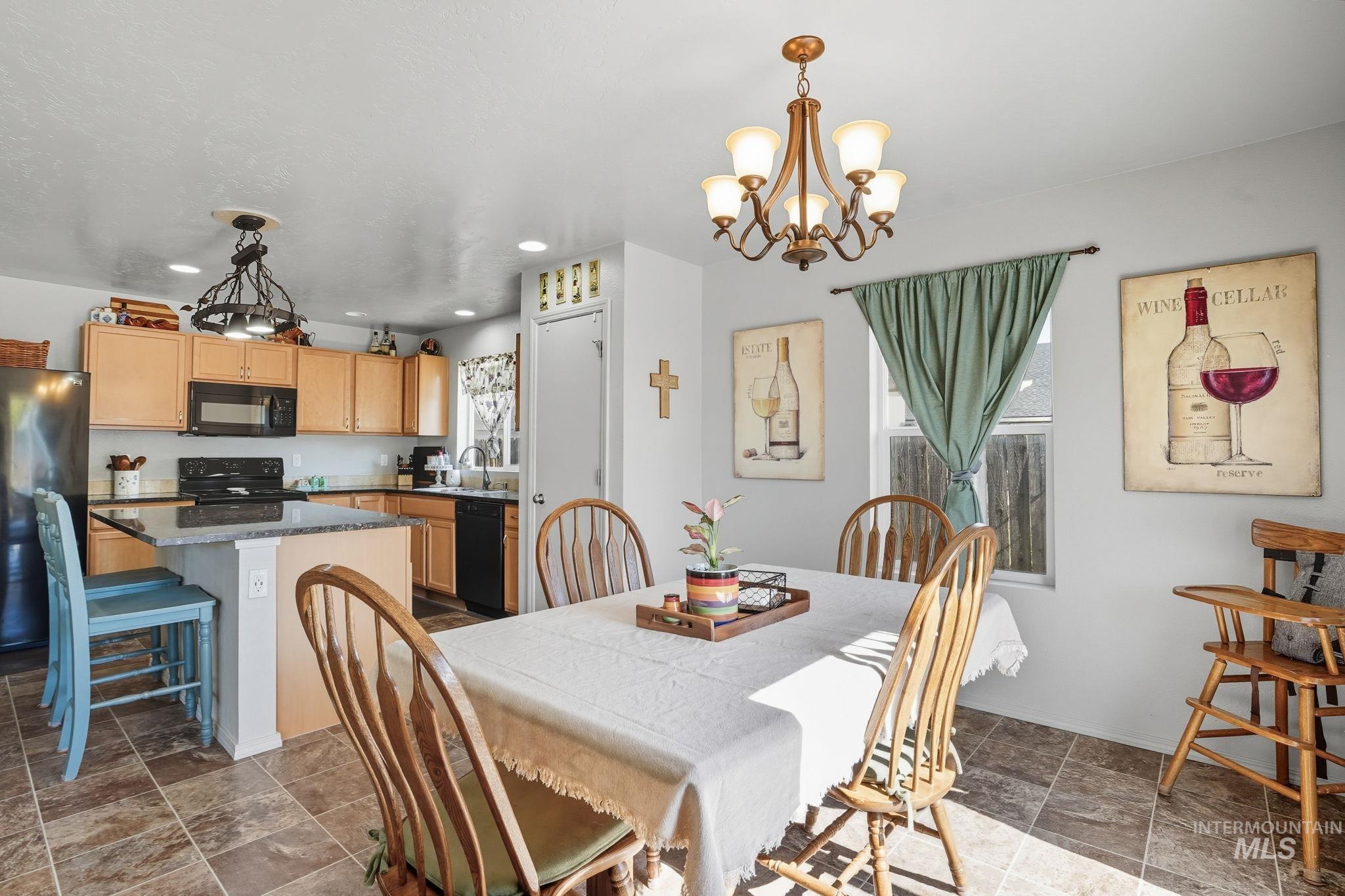 9935 W Littlewood St, Boise, Idaho 83709, 3 Bedrooms, 2 Bathrooms, Residential For Sale, Price $445,000,MLS 98964096