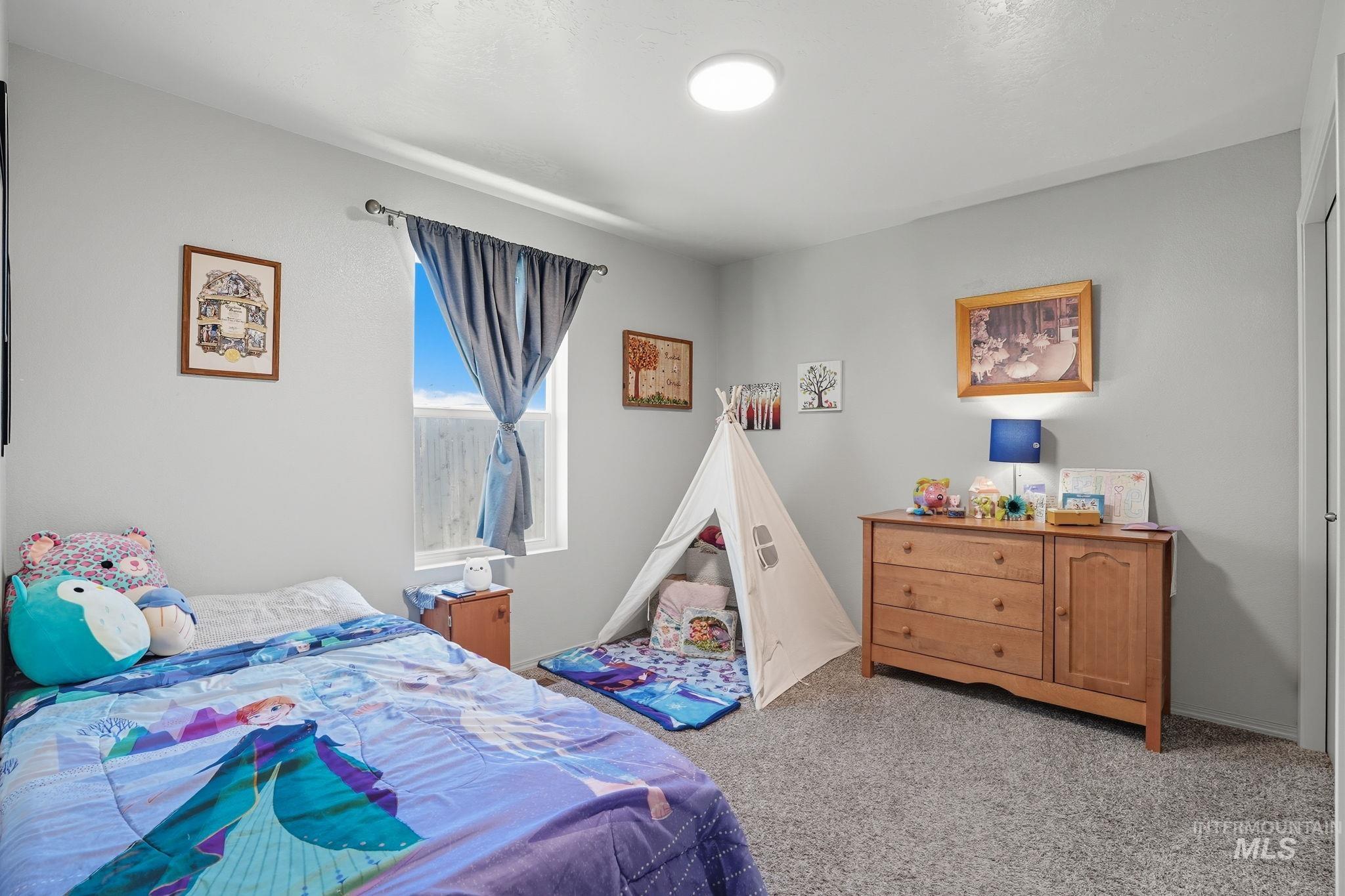 9935 W Littlewood St, Boise, Idaho 83709, 3 Bedrooms, 2 Bathrooms, Residential For Sale, Price $445,000,MLS 98964096