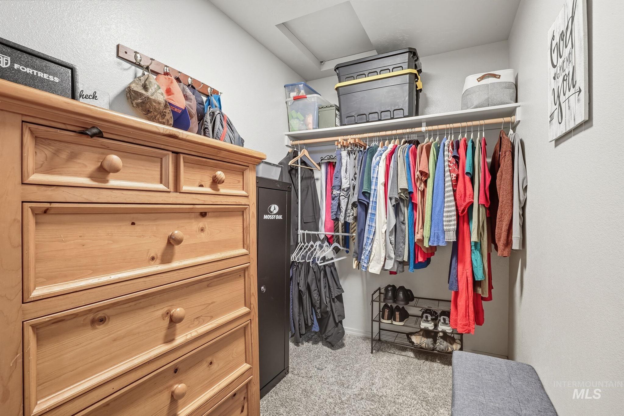 9935 W Littlewood St, Boise, Idaho 83709, 3 Bedrooms, 2 Bathrooms, Residential For Sale, Price $435,000,MLS 98964096