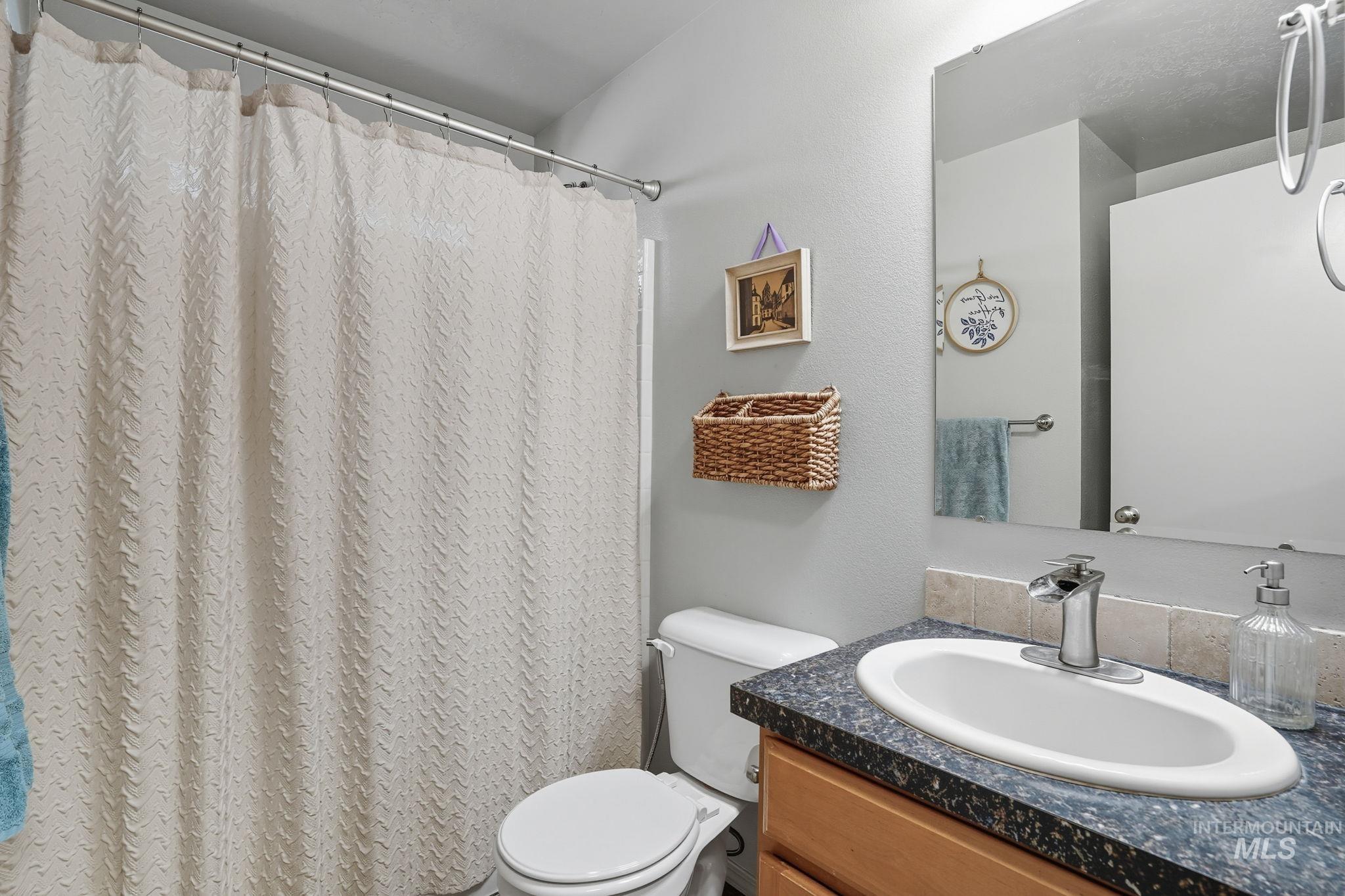 9935 W Littlewood St, Boise, Idaho 83709, 3 Bedrooms, 2 Bathrooms, Residential For Sale, Price $445,000,MLS 98964096