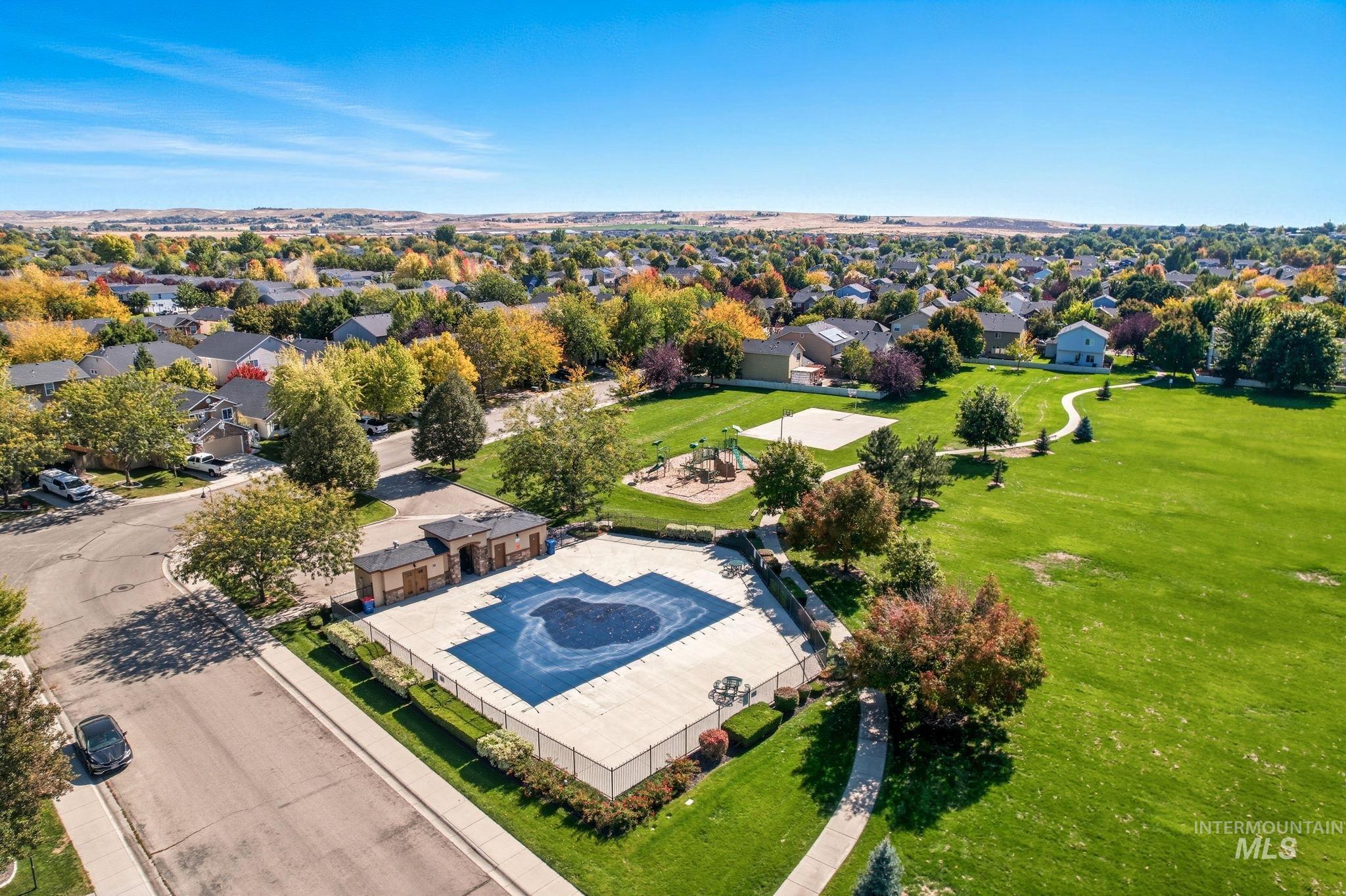 9935 W Littlewood St, Boise, Idaho 83709, 3 Bedrooms, 2 Bathrooms, Residential For Sale, Price $445,000,MLS 98964096