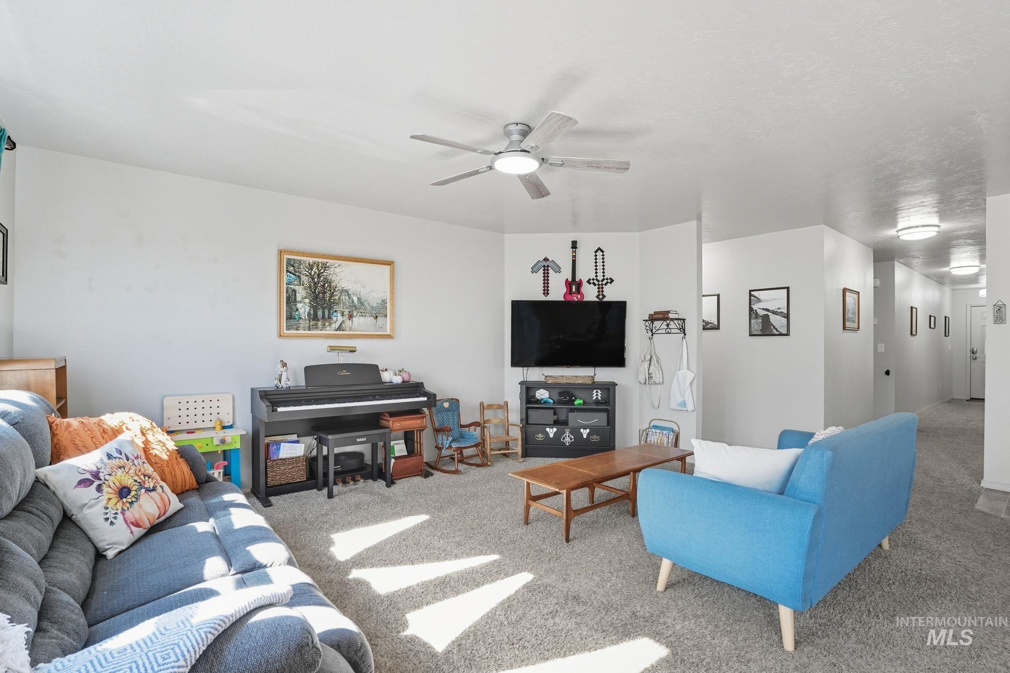 9935 W Littlewood St, Boise, Idaho 83709, 3 Bedrooms, 2 Bathrooms, Residential For Sale, Price $445,000,MLS 98964096