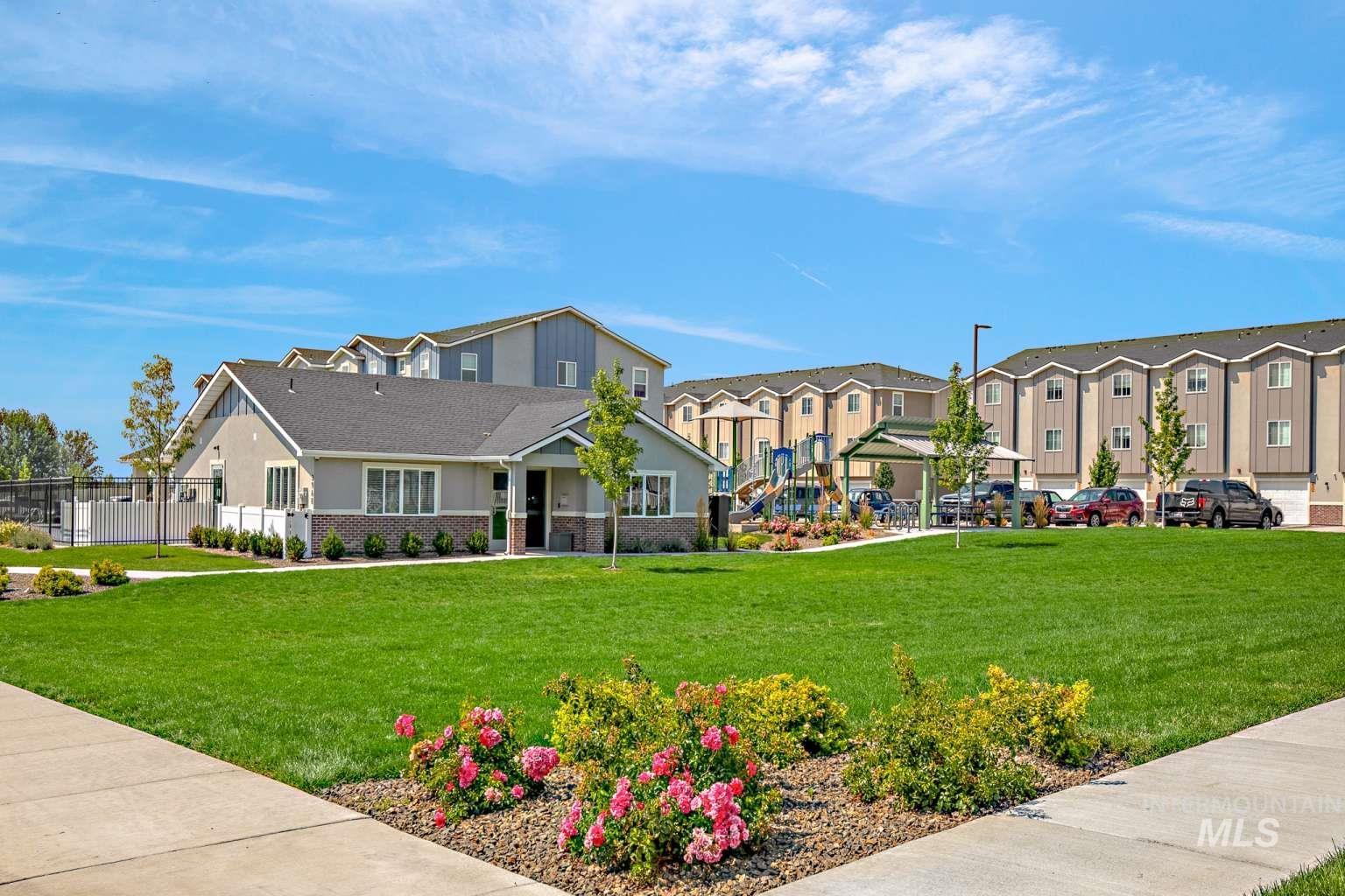 View of property's community with covered porch