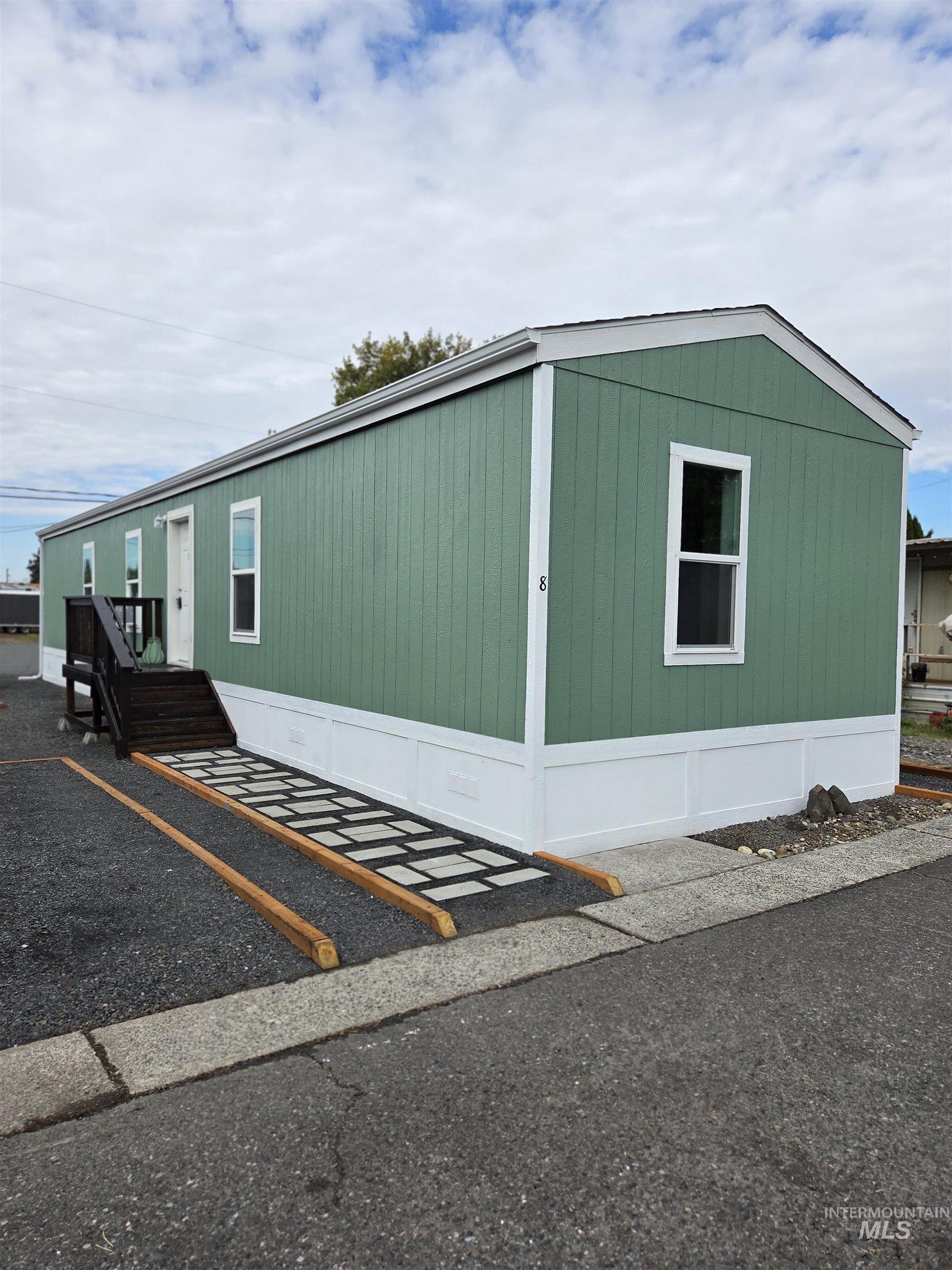 928 Warner Ave, Lewiston, Idaho 83501, 3 Bedrooms, 2 Bathrooms, Residential For Sale, Price $109,900,MLS 98964128