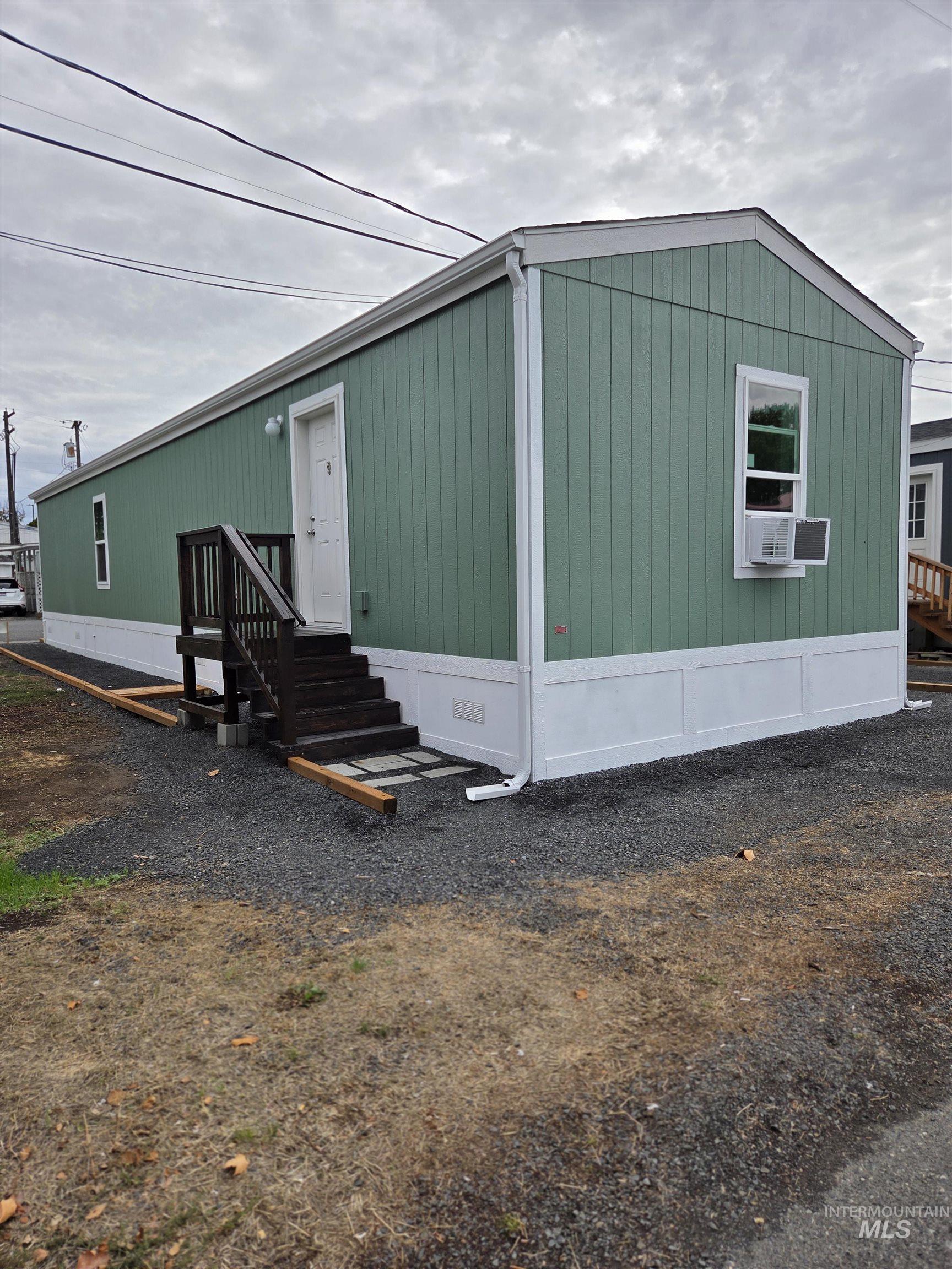 928 Warner Ave, Lewiston, Idaho 83501, 3 Bedrooms, 2 Bathrooms, Residential For Sale, Price $109,900,MLS 98964128