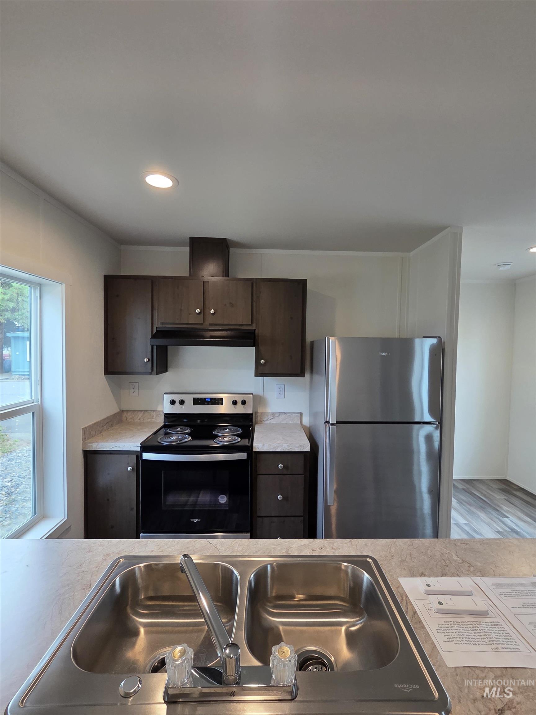 928 Warner Ave, Lewiston, Idaho 83501, 3 Bedrooms, 2 Bathrooms, Residential For Sale, Price $109,900,MLS 98964128