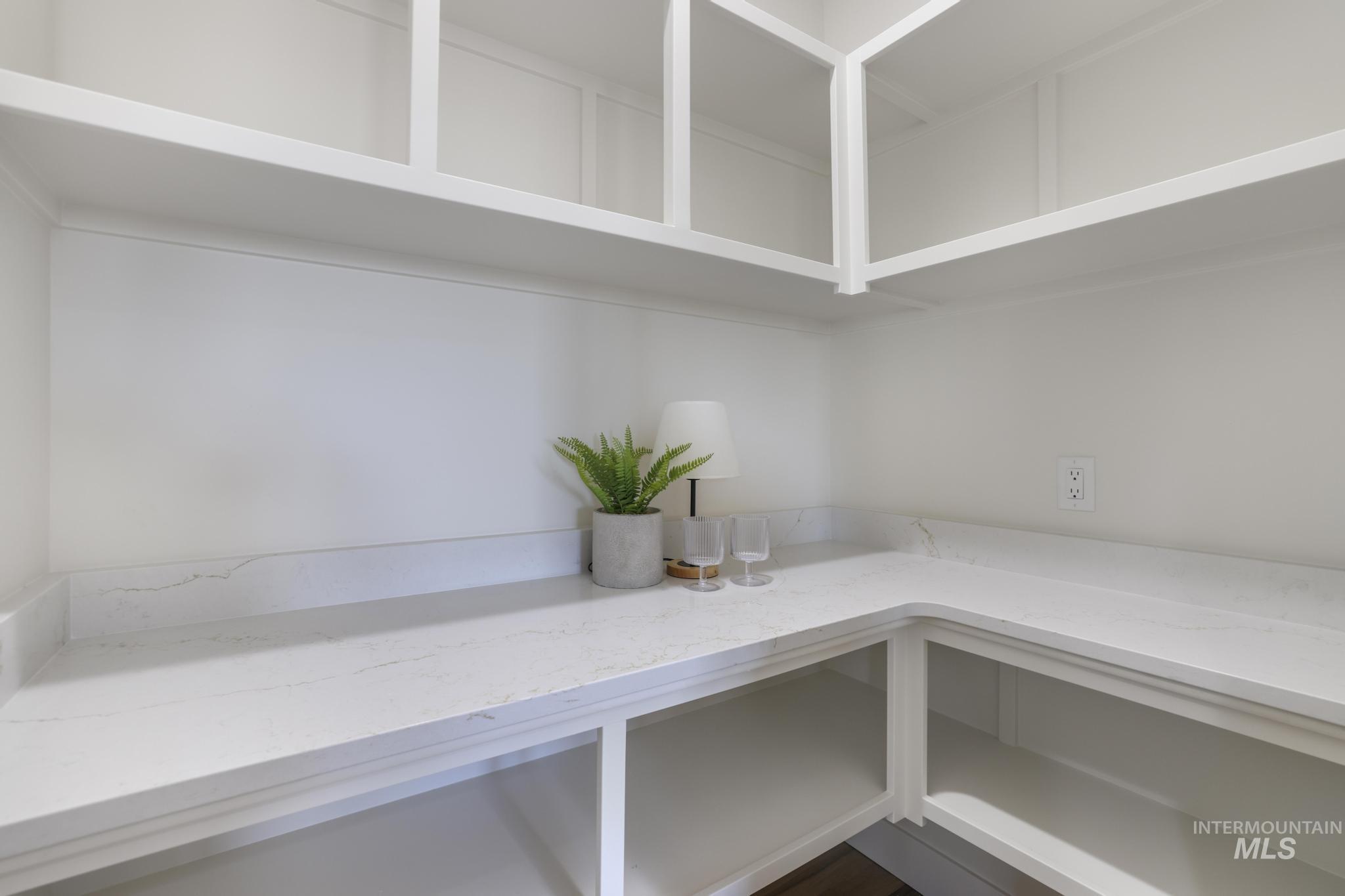 561 Canyon Mist Dr., Twin Falls, Idaho 83301, 3 Bedrooms, 2.5 Bathrooms, Residential For Sale, Price $665,000,MLS 98964130