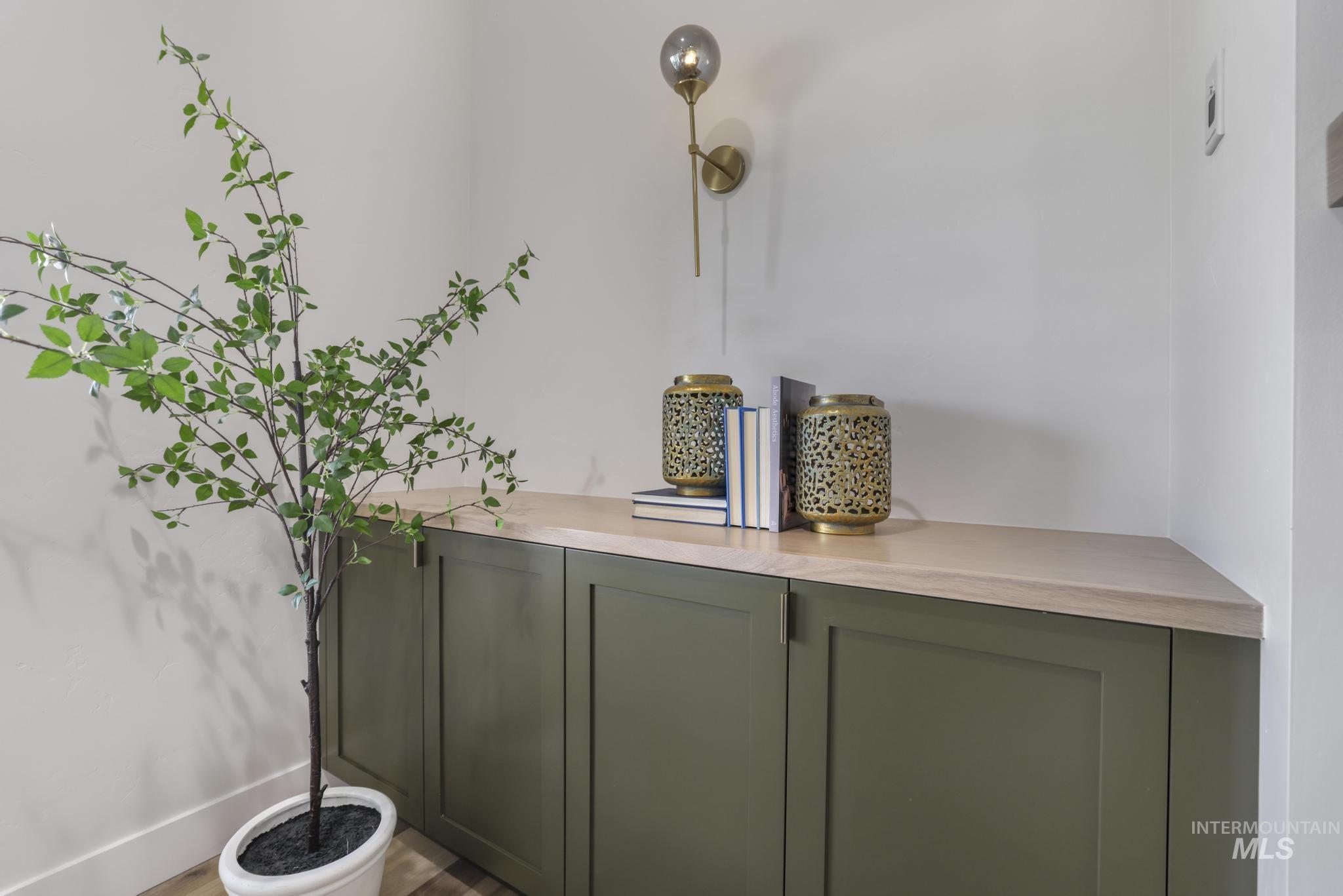 561 Canyon Mist Dr., Twin Falls, Idaho 83301, 3 Bedrooms, 2.5 Bathrooms, Residential For Sale, Price $665,000,MLS 98964130