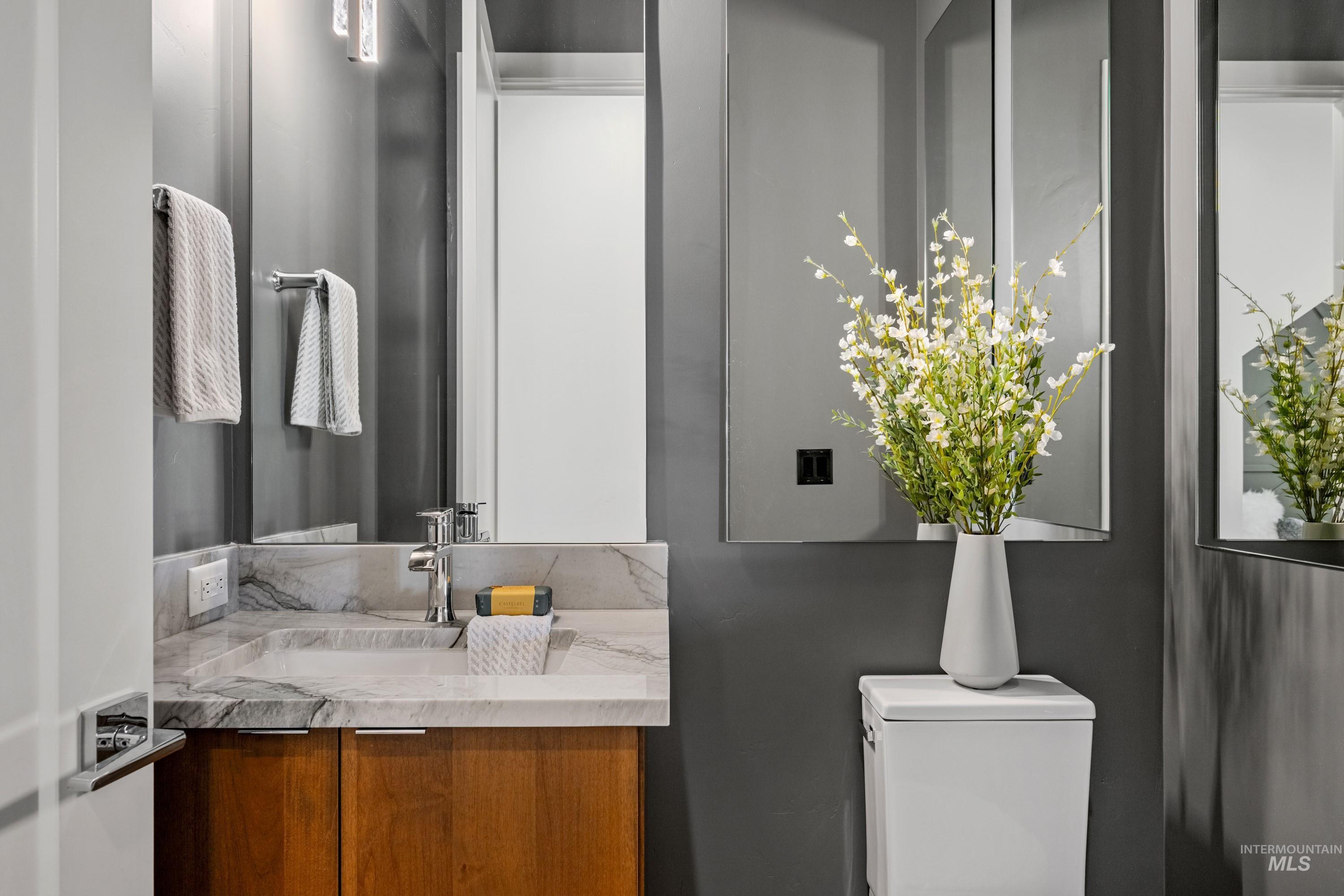 873 E Joplin Lane, Eagle, Idaho 83616, 3 Bedrooms, 2.5 Bathrooms, Residential For Sale, Price $775,000,MLS 98964132