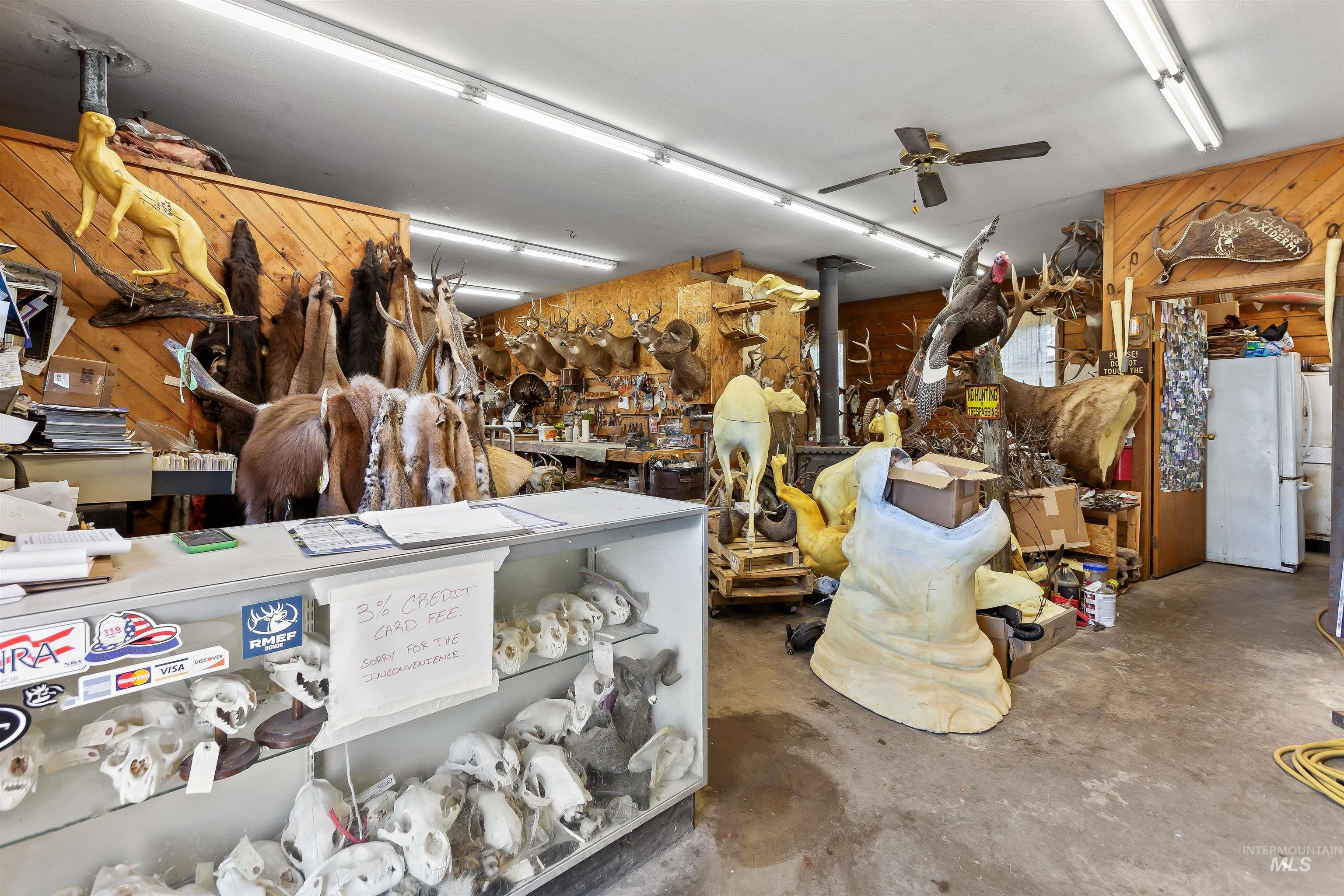 557-559 Thain Rd, Lewiston, Idaho 83501, 3 Bedrooms, Business/Commercial For Sale, Price $339,000,MLS 98964163