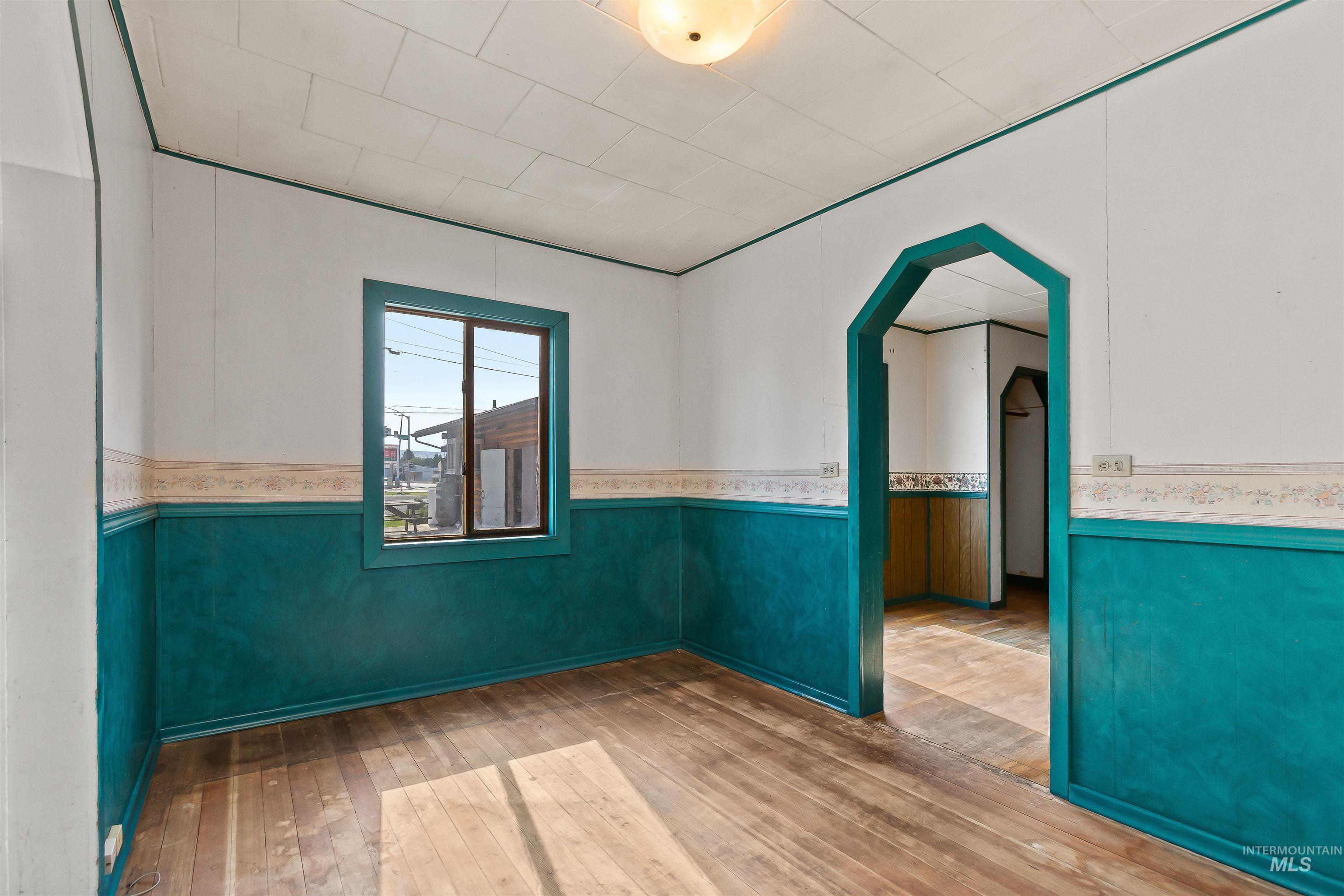 557-559 Thain Rd, Lewiston, Idaho 83501, 3 Bedrooms, Business/Commercial For Sale, Price $339,000,MLS 98964163