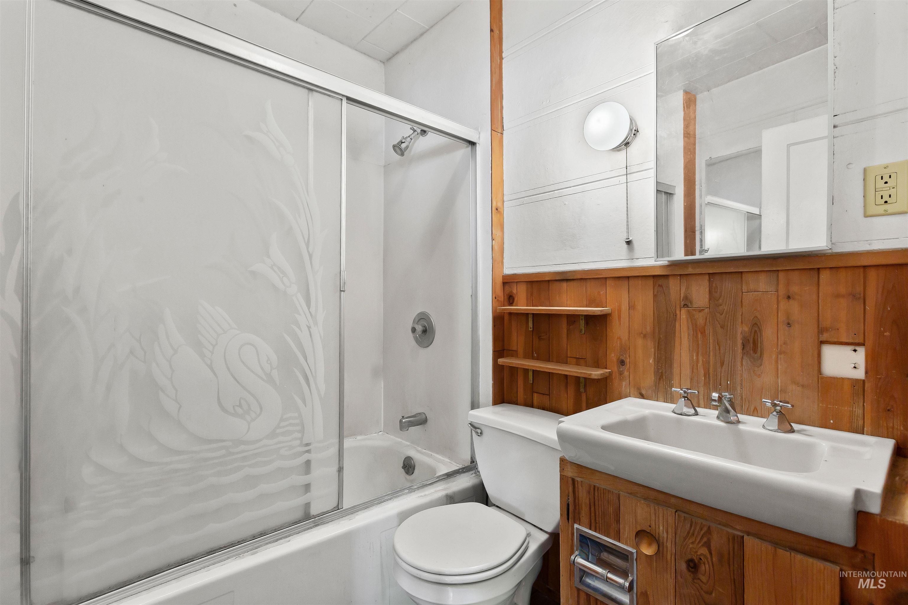 557-559 Thain Rd, Lewiston, Idaho 83501, 3 Bedrooms, Business/Commercial For Sale, Price $339,000,MLS 98964163