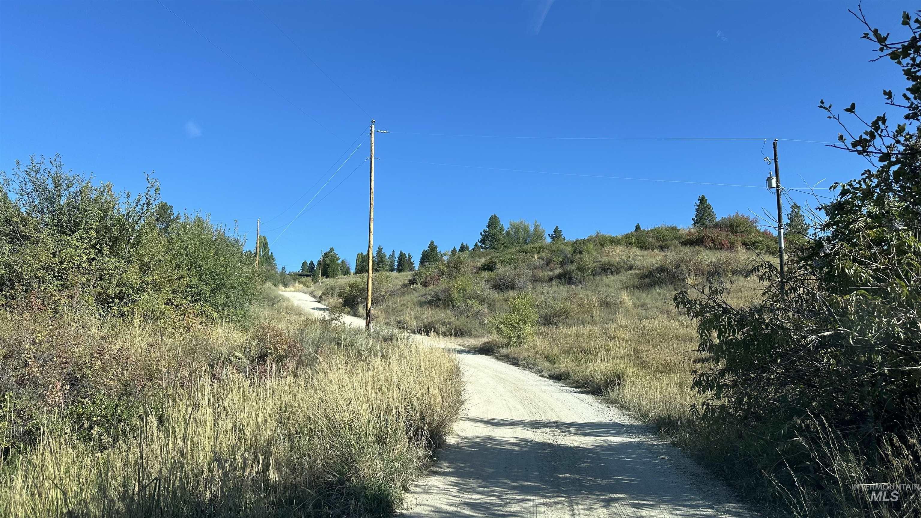 49 Gold Fork Ridge Rd, Boise, Idaho 83716, 3 Bedrooms, 2 Bathrooms, Residential For Sale, Price $479,990,MLS 98964166