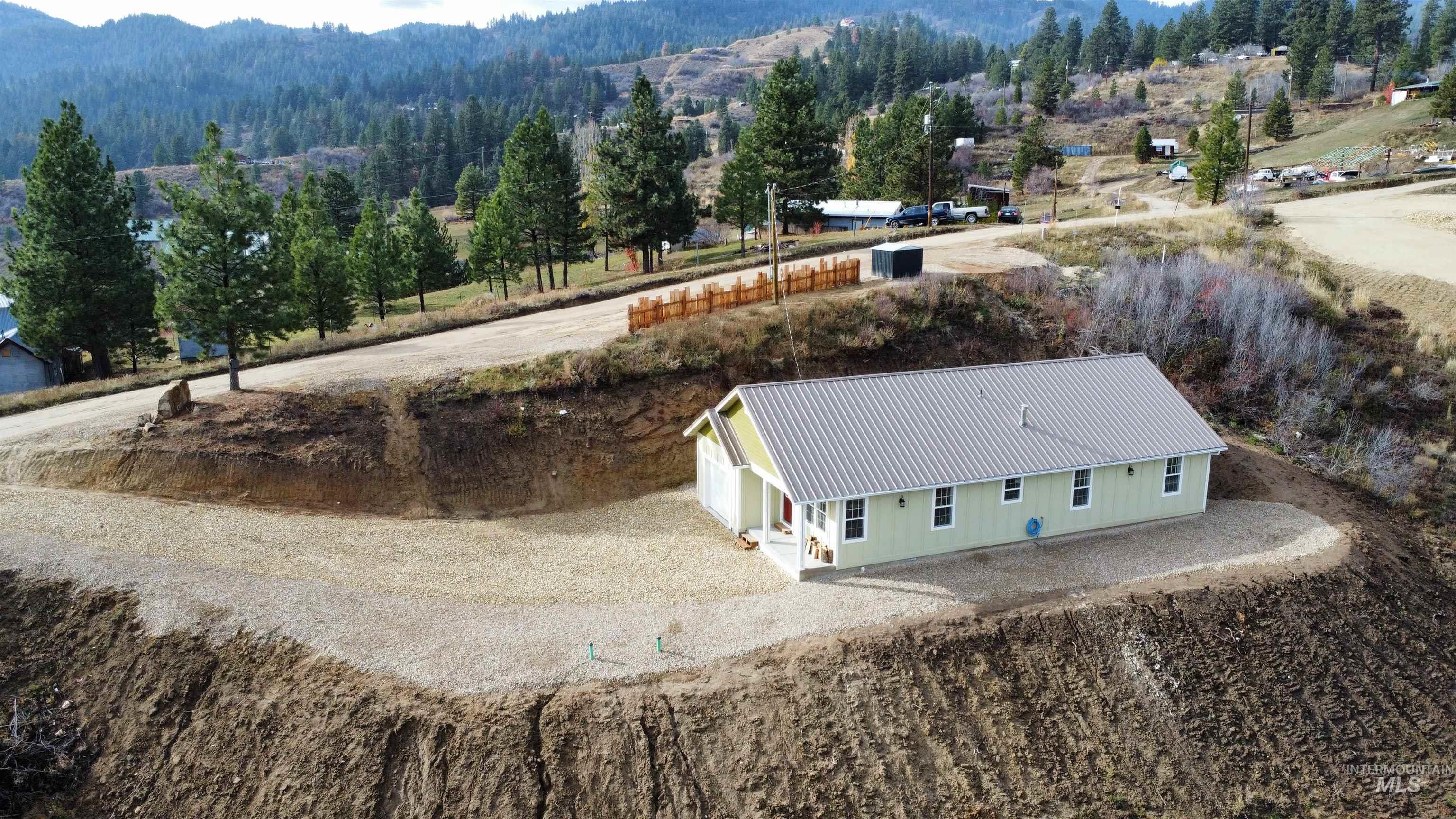 49 Gold Fork Ridge Rd, Boise, Idaho 83716, 3 Bedrooms, 2 Bathrooms, Residential For Sale, Price $479,990,MLS 98964166