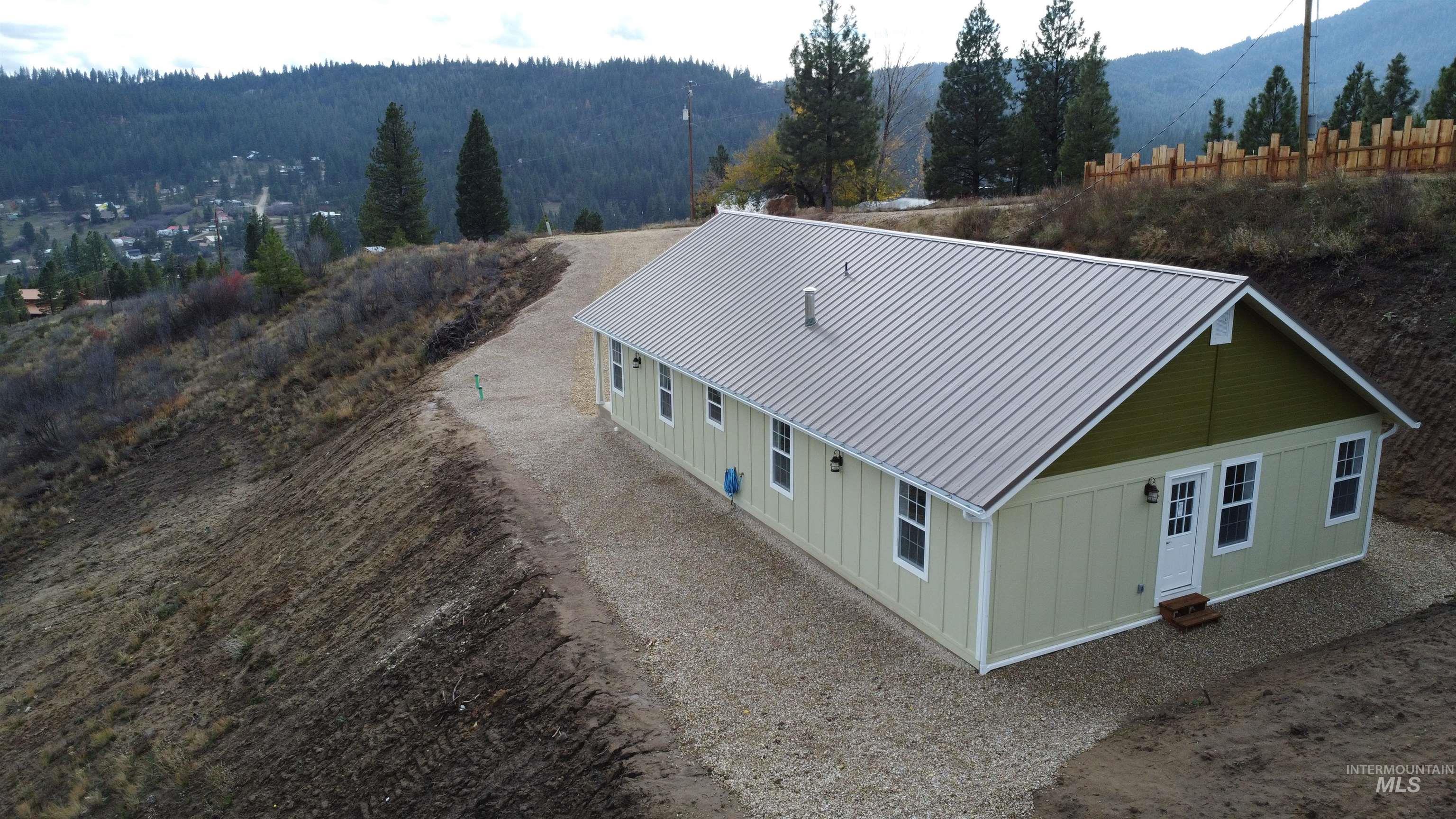 49 Gold Fork Ridge Rd, Boise, Idaho 83716, 3 Bedrooms, 2 Bathrooms, Residential For Sale, Price $479,990,MLS 98964166