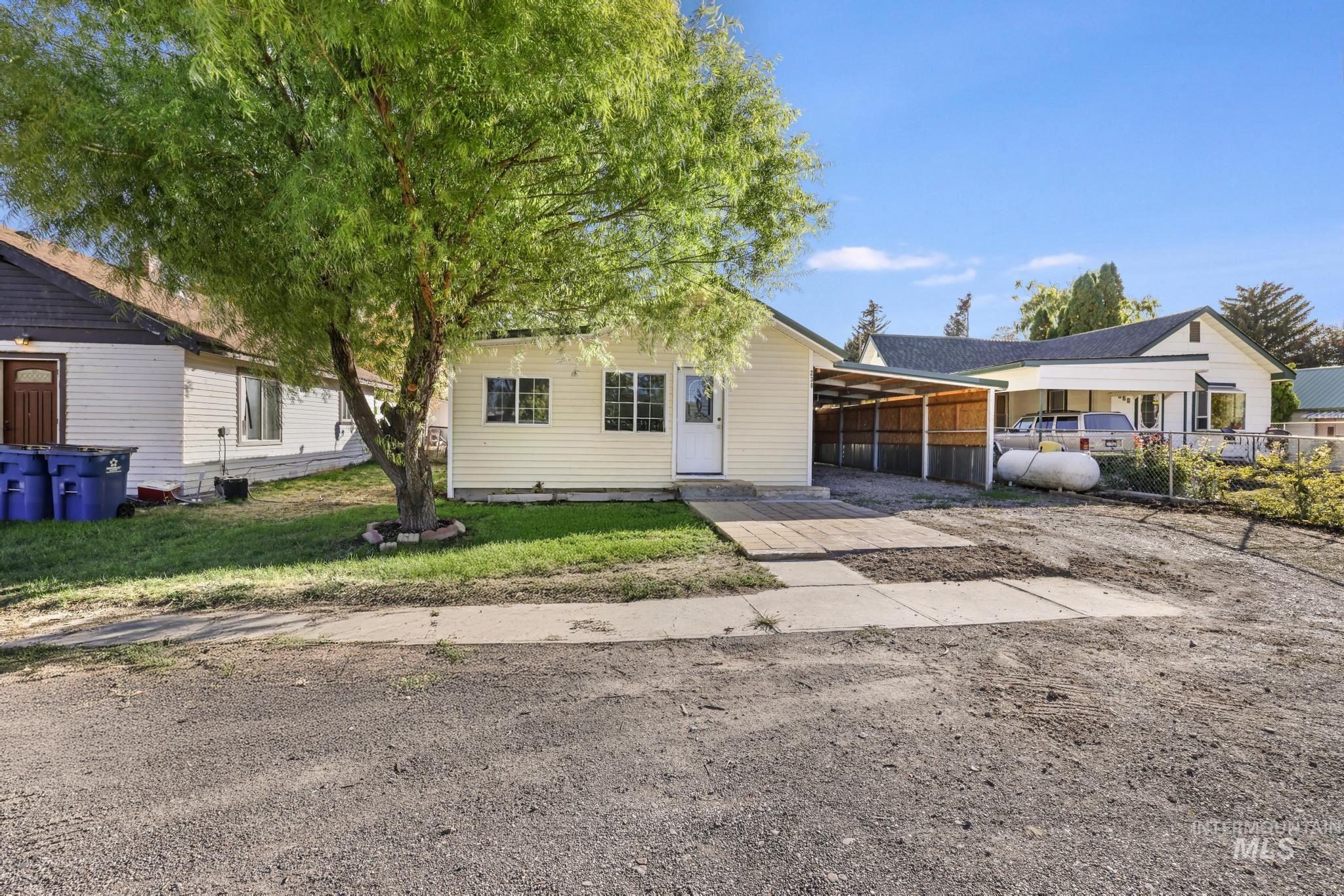 230 2nd Street, Hazelton, Idaho 83335, 4 Bedrooms, 1 Bathroom, Residential For Sale, Price $245,000,MLS 98964182