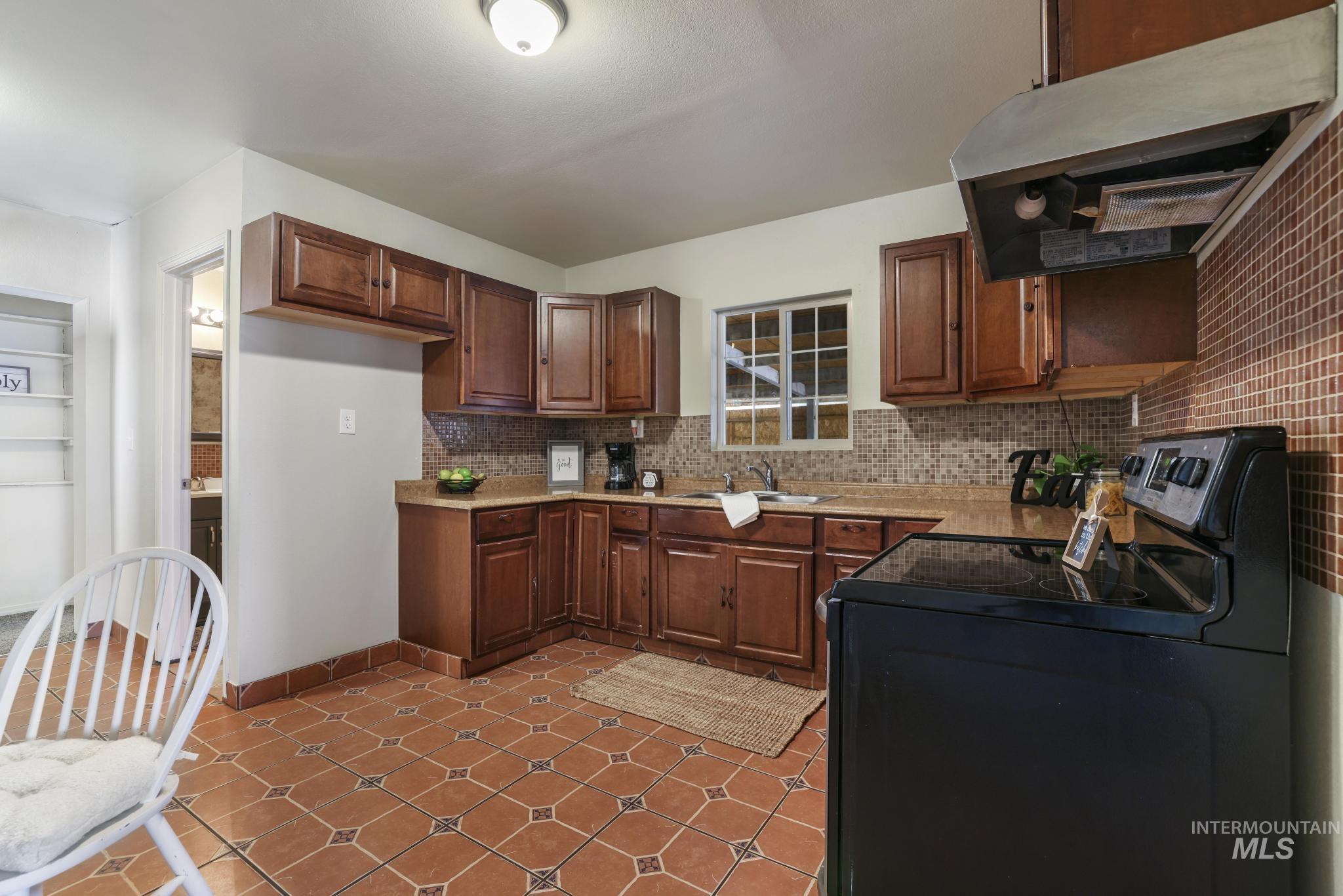 230 2nd Street, Hazelton, Idaho 83335, 4 Bedrooms, 1 Bathroom, Residential For Sale, Price $245,000,MLS 98964182