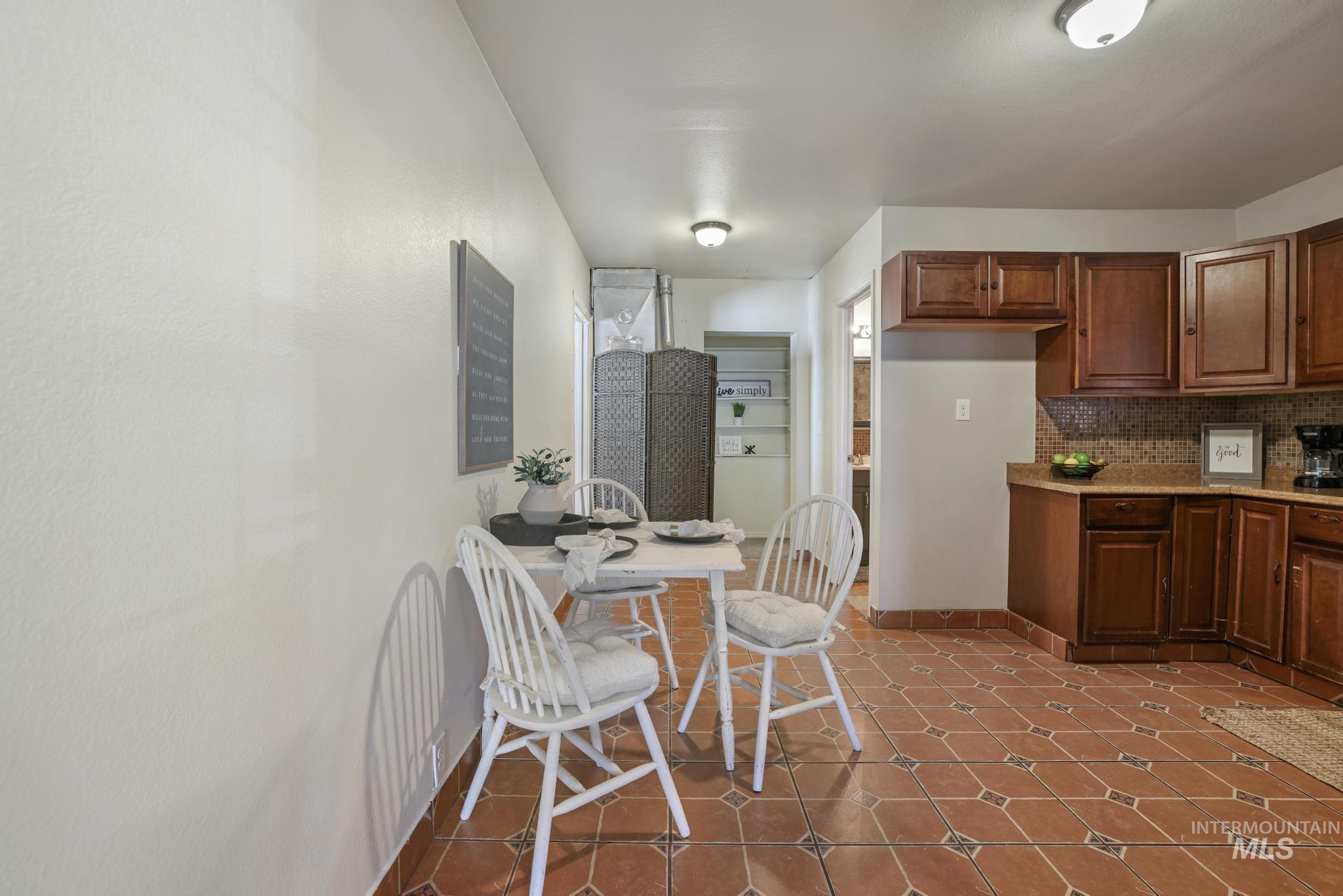 230 2nd Street, Hazelton, Idaho 83335, 4 Bedrooms, 1 Bathroom, Residential For Sale, Price $245,000,MLS 98964182