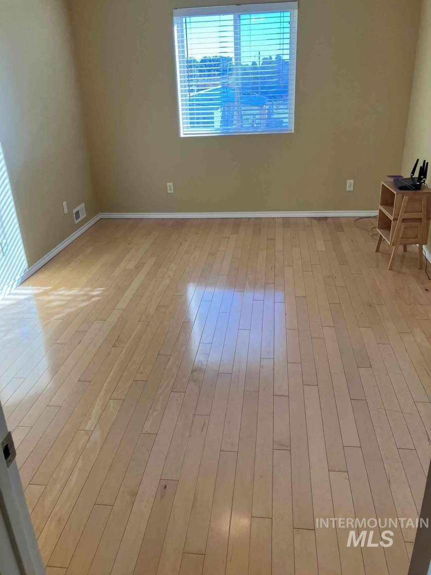 885 W 500 S, Heyburn, Idaho 83336, 3 Bedrooms, 2 Bathrooms, Residential For Sale, Price $469,000,MLS 98964187