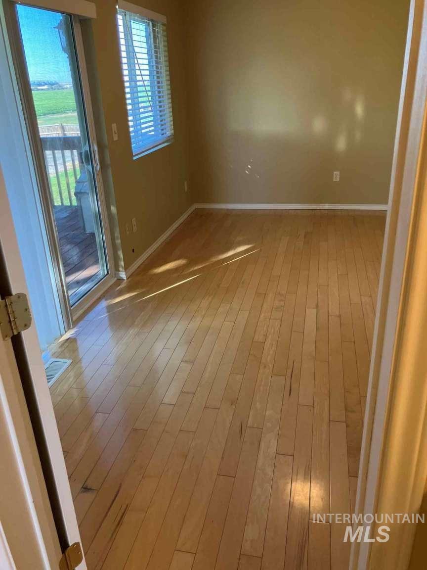 885 W 500 S, Heyburn, Idaho 83336, 3 Bedrooms, 2 Bathrooms, Residential For Sale, Price $469,000,MLS 98964187