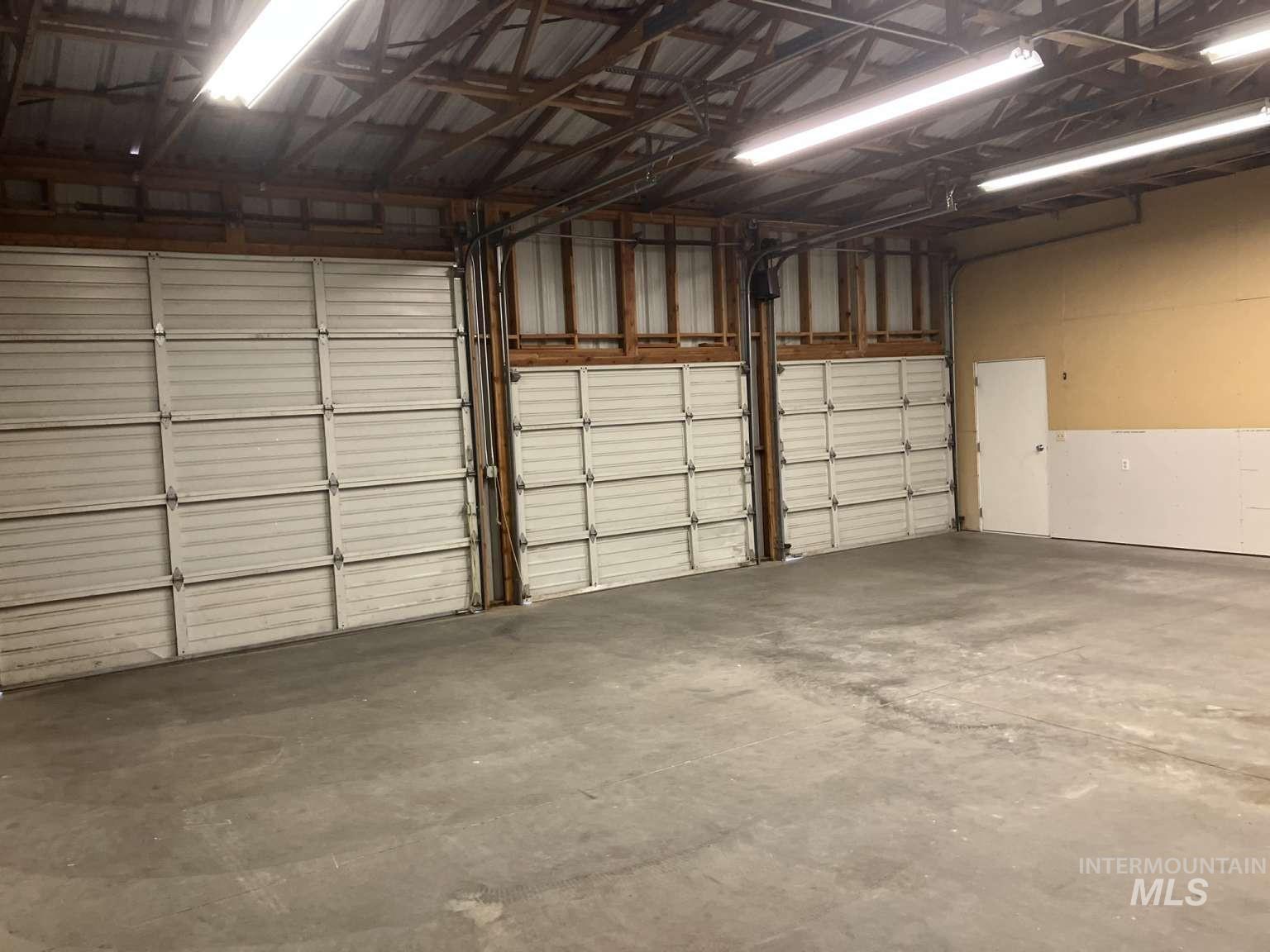 885 W 500 S, Heyburn, Idaho 83336, 3 Bedrooms, 2 Bathrooms, Residential For Sale, Price $469,000,MLS 98964187