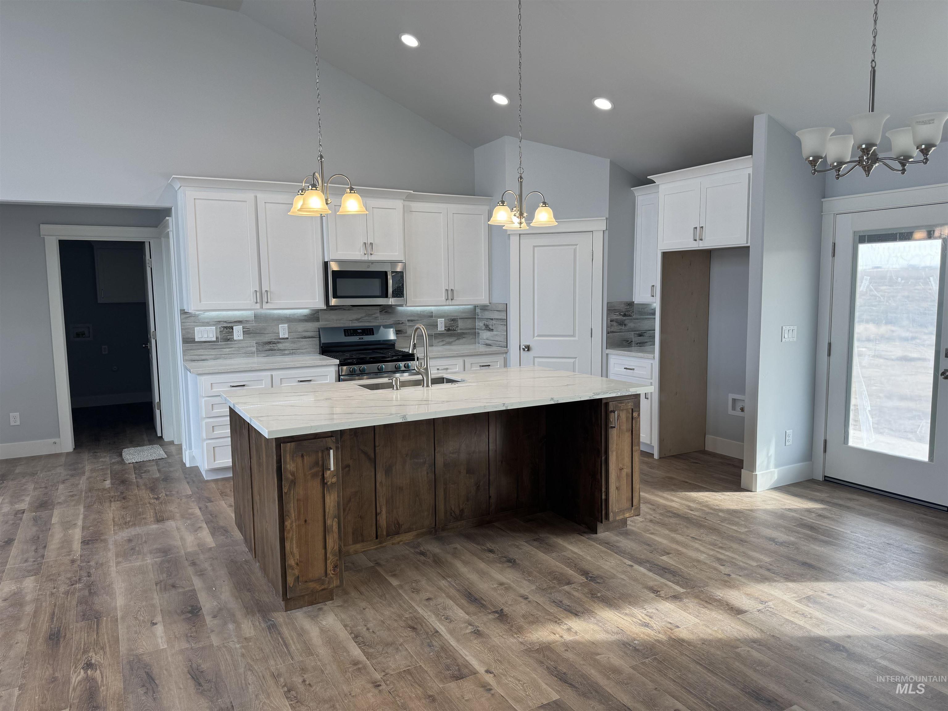 1507 Tverdy Lane, Buhl, Idaho 83316, 3 Bedrooms, 2 Bathrooms, Residential For Sale, Price $368,500,MLS 98964190