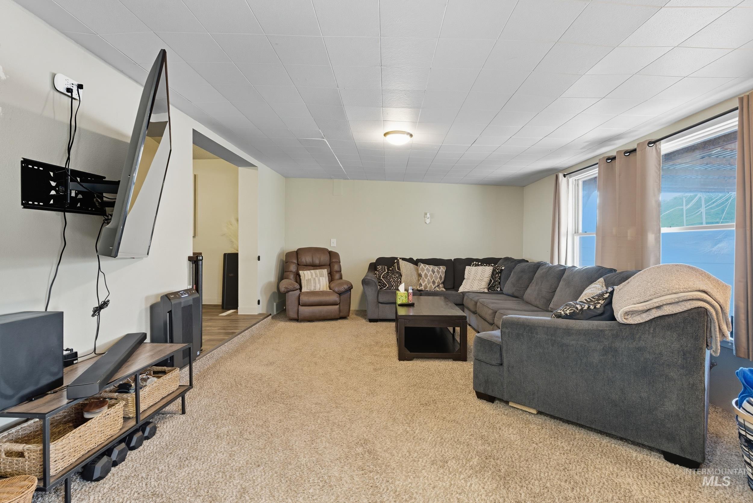 115 S Westwood Blvd, Nampa, Idaho 83686, 3 Bedrooms, 2 Bathrooms, Residential For Sale, Price $424,900,MLS 98964204