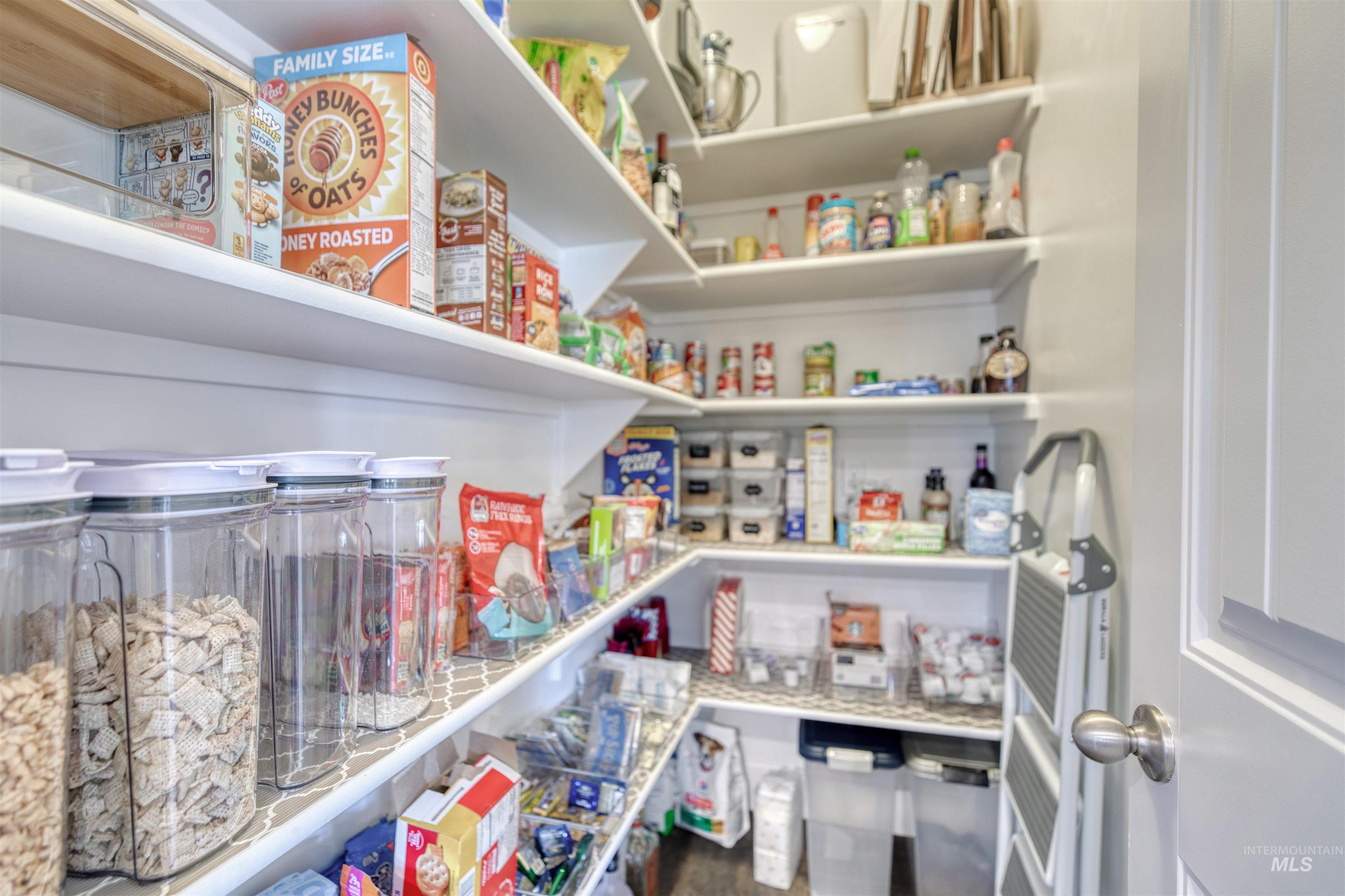 11913 W Piazza St, Nampa, Idaho 83686, 3 Bedrooms, 2 Bathrooms, Residential For Sale, Price $440,000,MLS 98964211